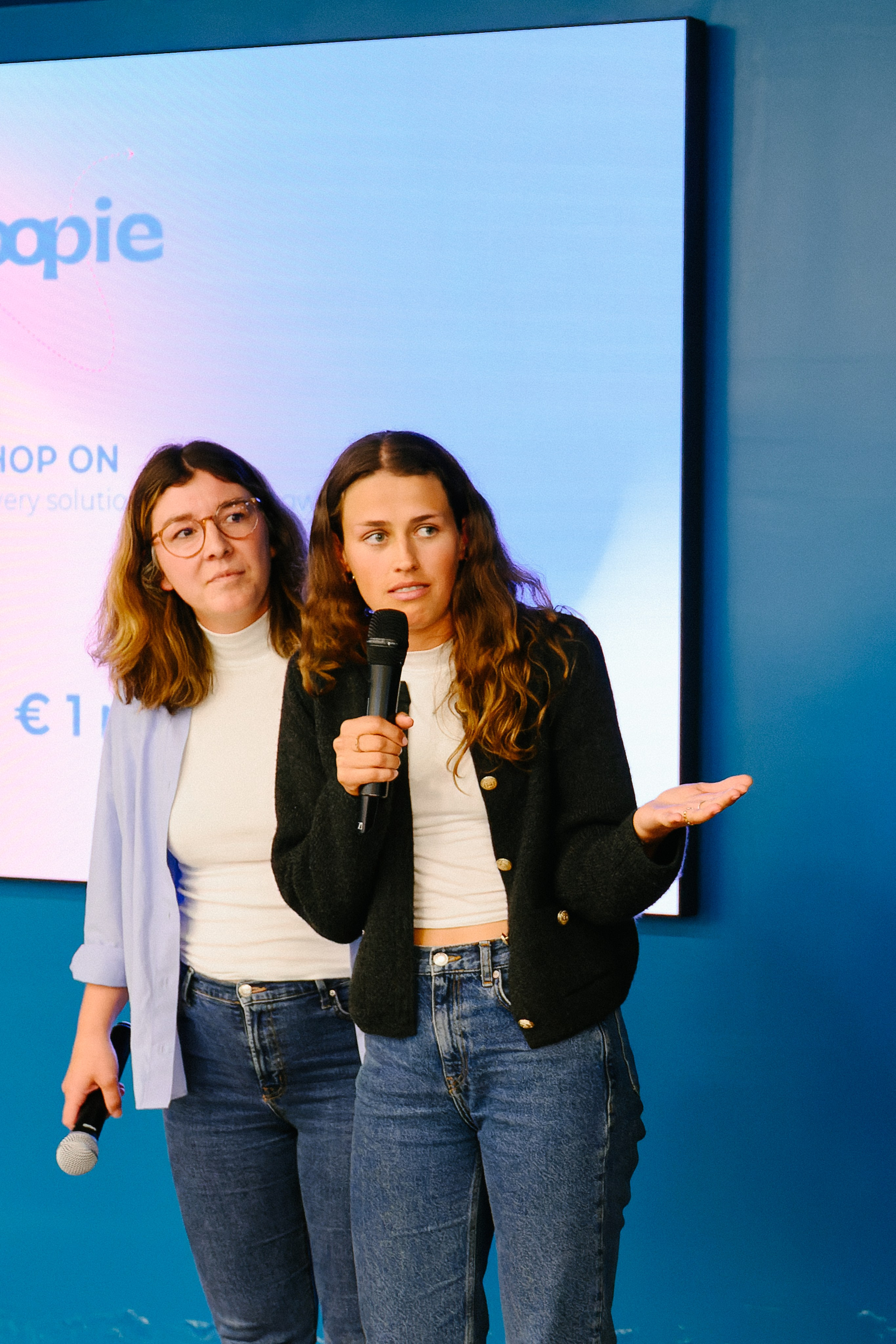 Pitch session. Photographer in Lisbon Elena Lialina