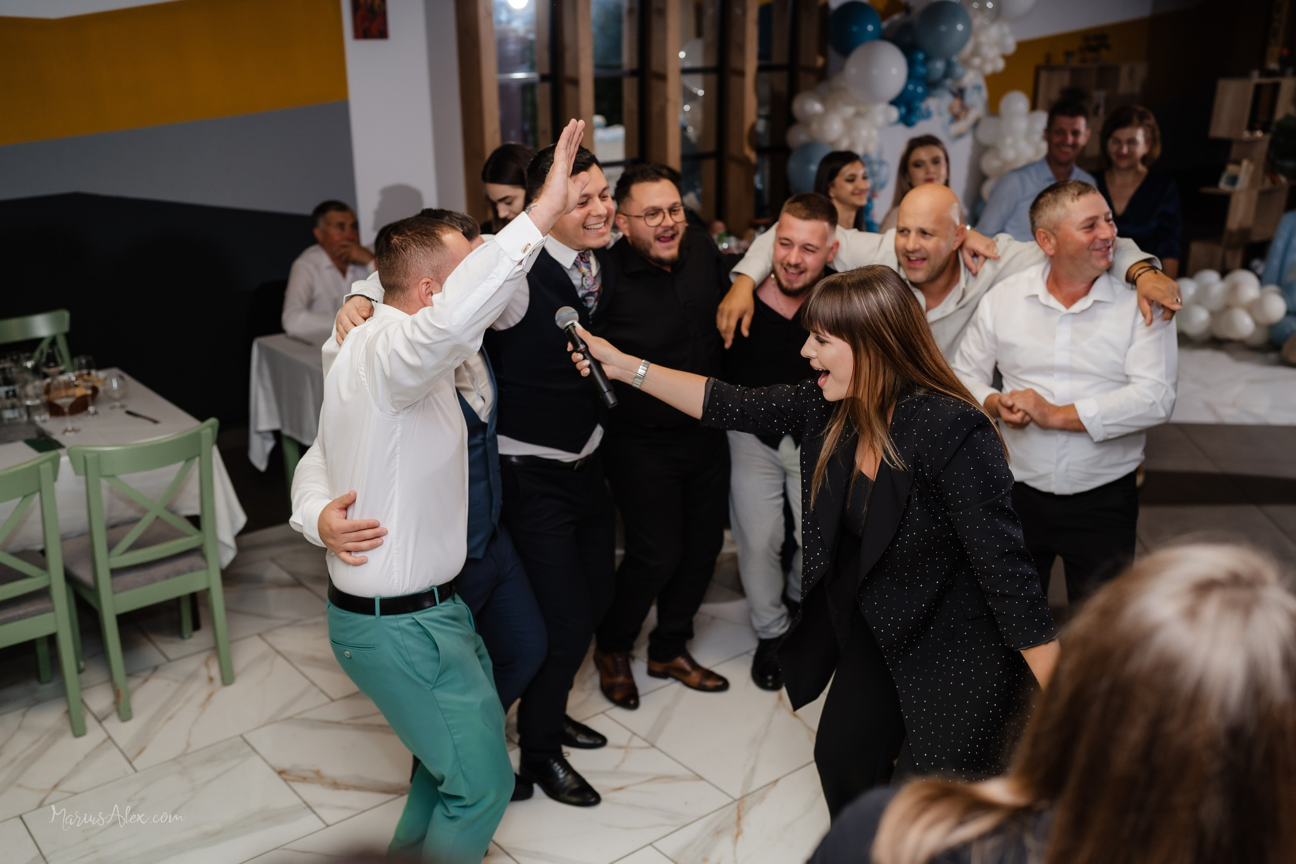 Micutul Mathias - Cel mai distractiv botez. Marius Alex fotograf de eveniment si portret din Suceava