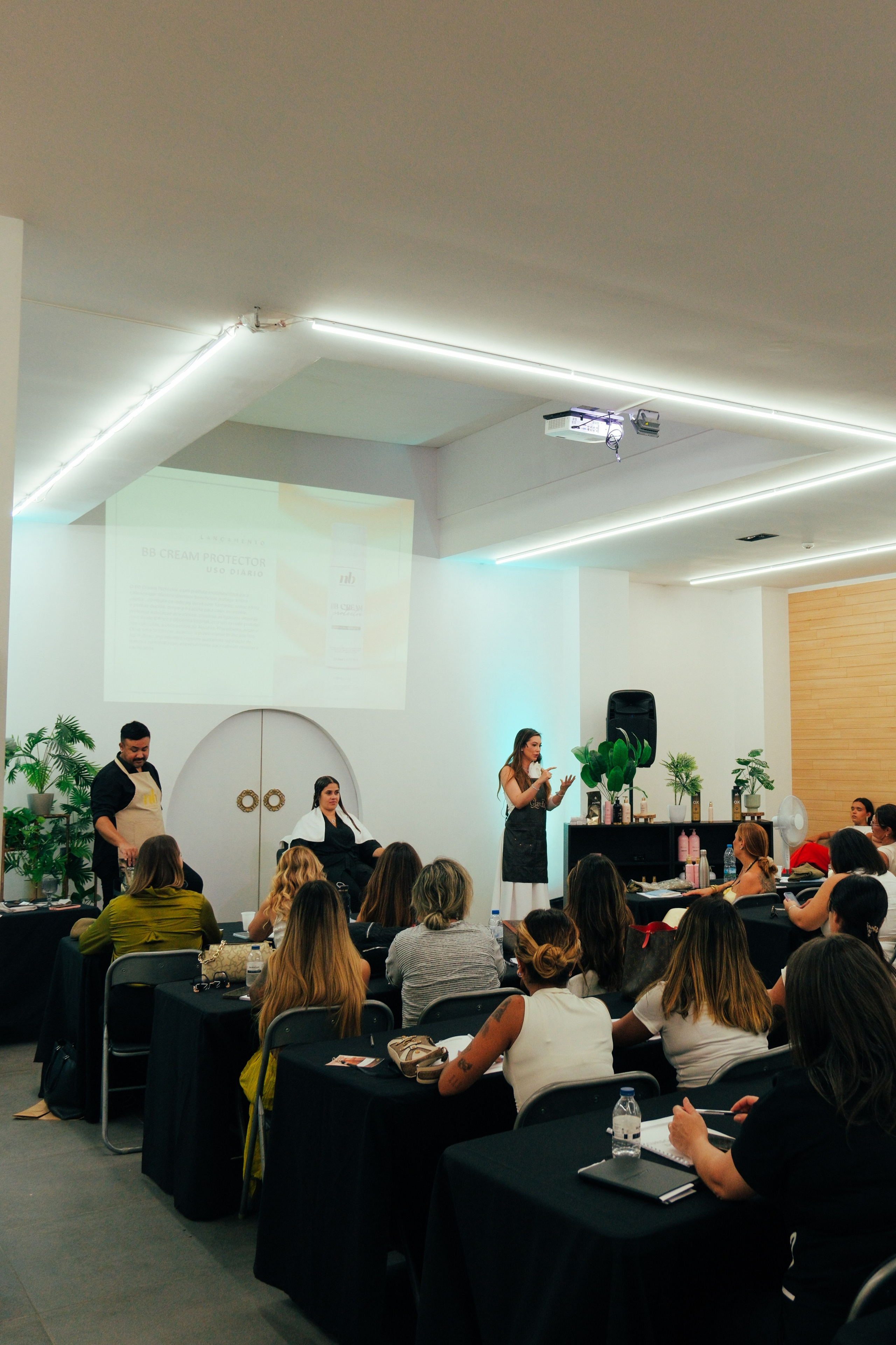 Hair Colouring Course — Porto, Portugal. Main