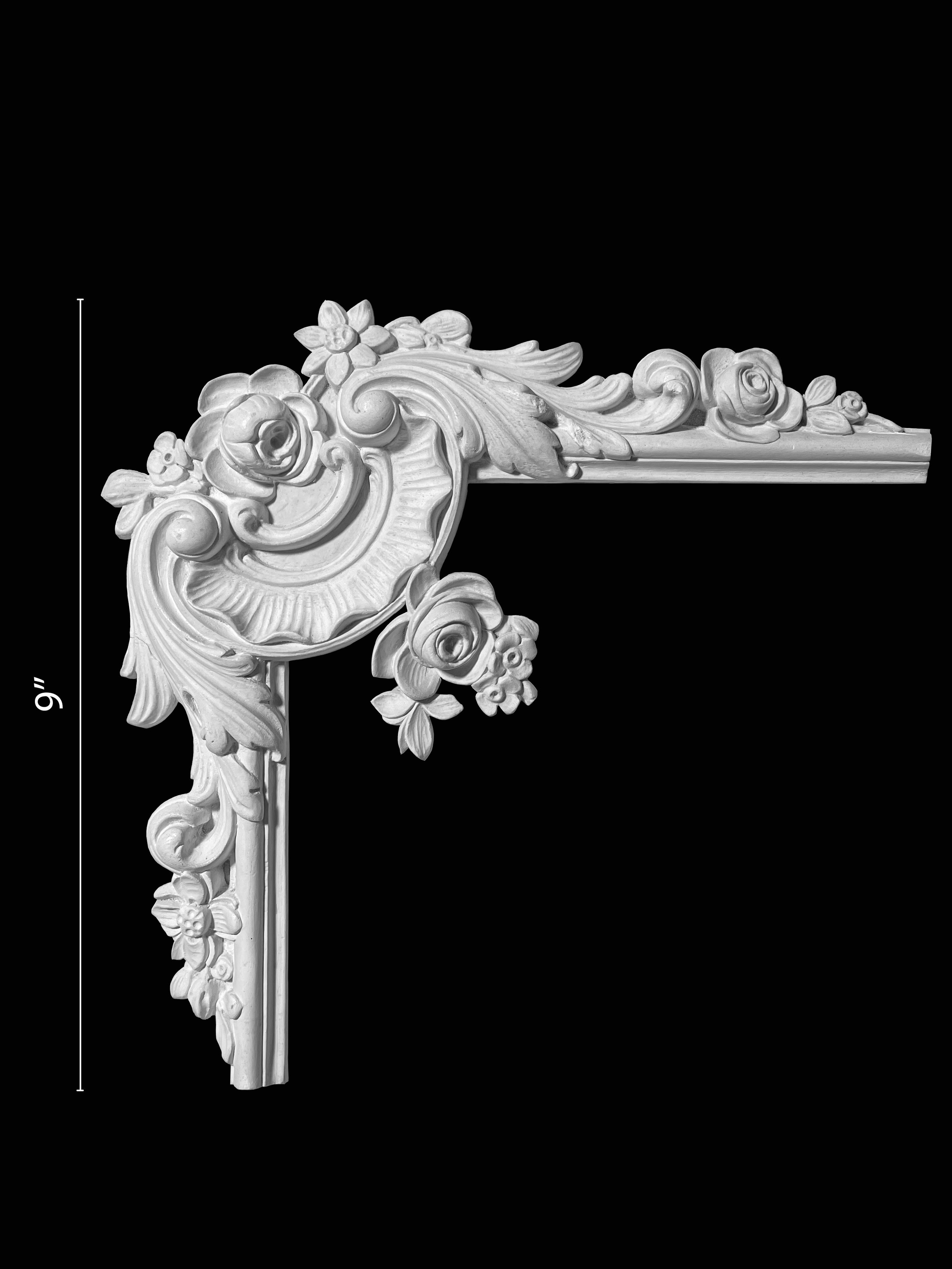 Corners. Plaster molding