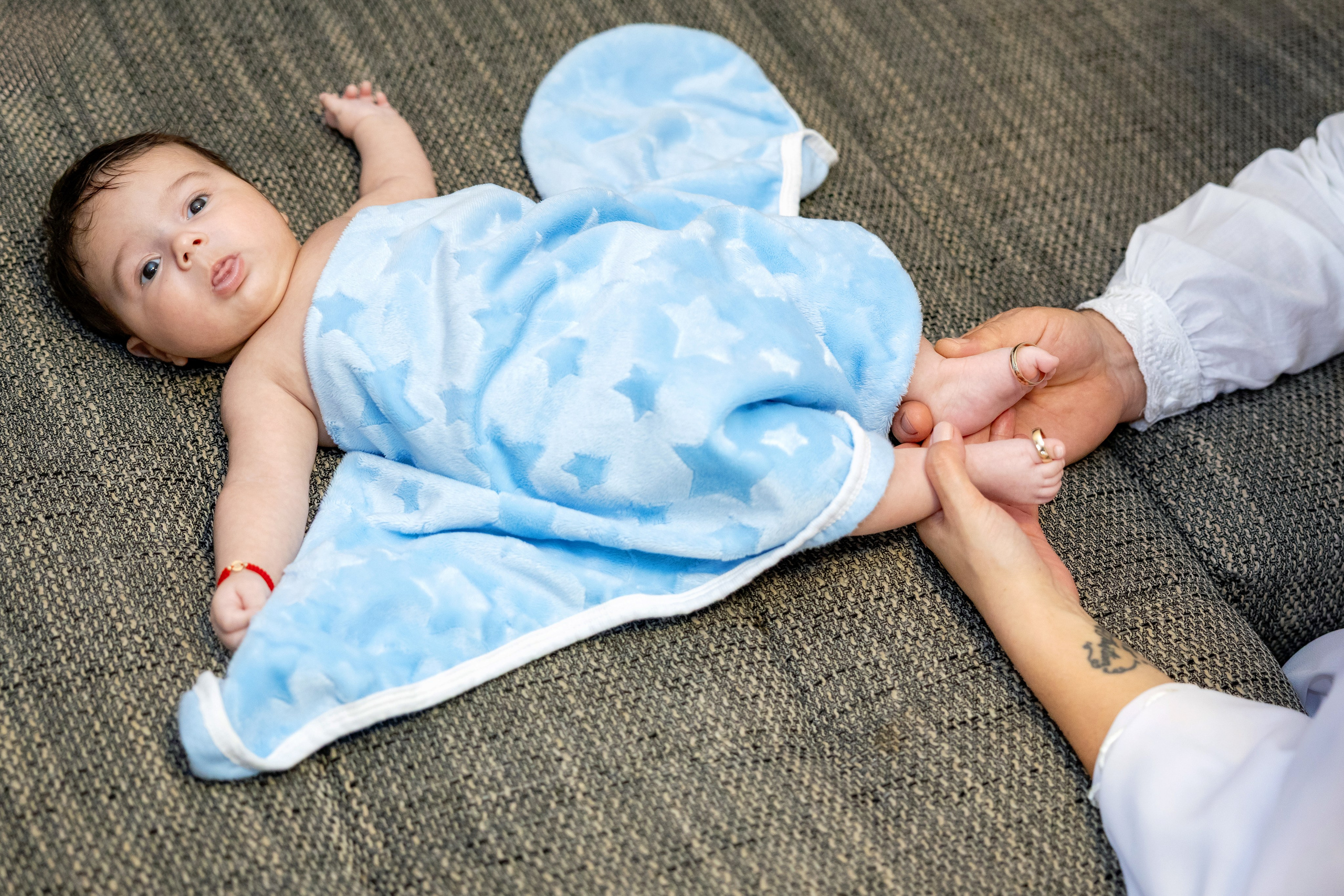 Andrei Sebastian. Moments By Gub