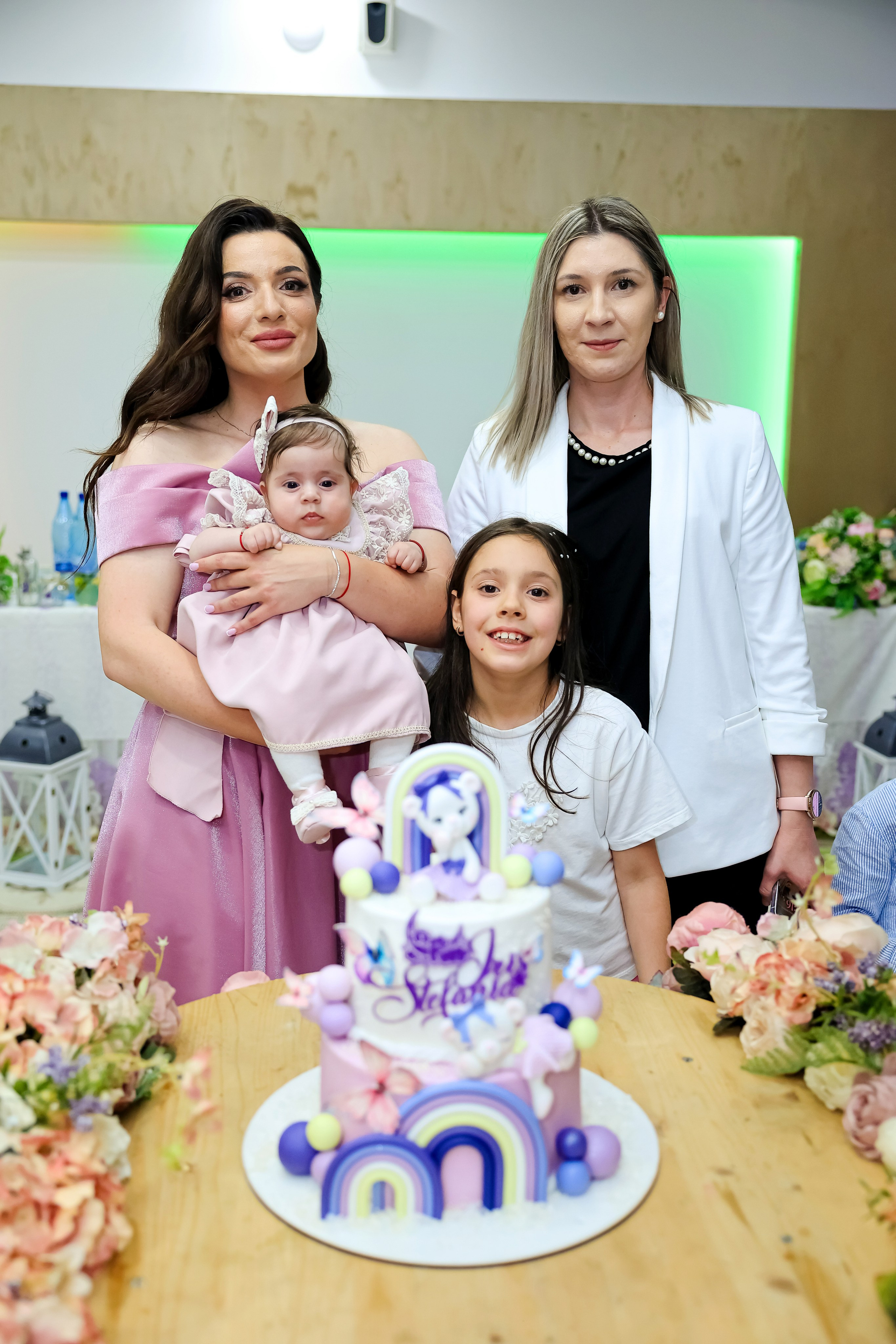 Iris Stefania. Moments By Gub