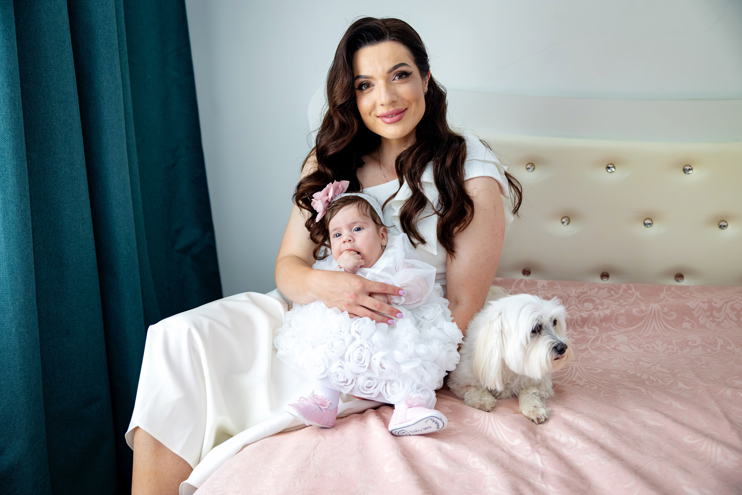 Iris Stefania. Moments By Gub