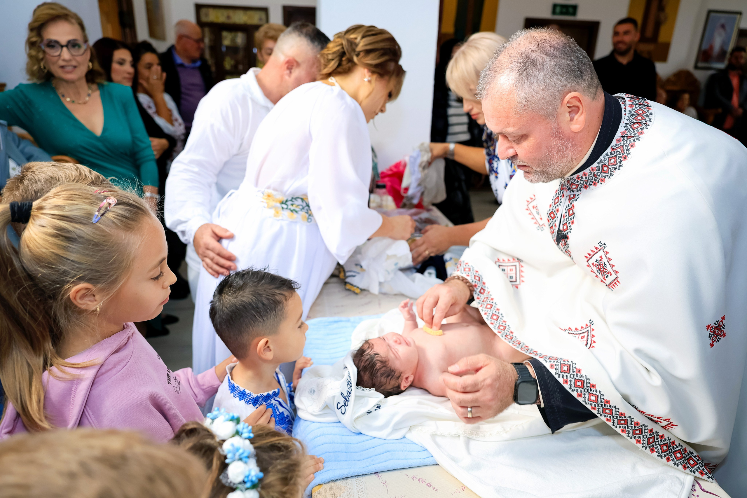 Andrei Sebastian. Moments By Gub