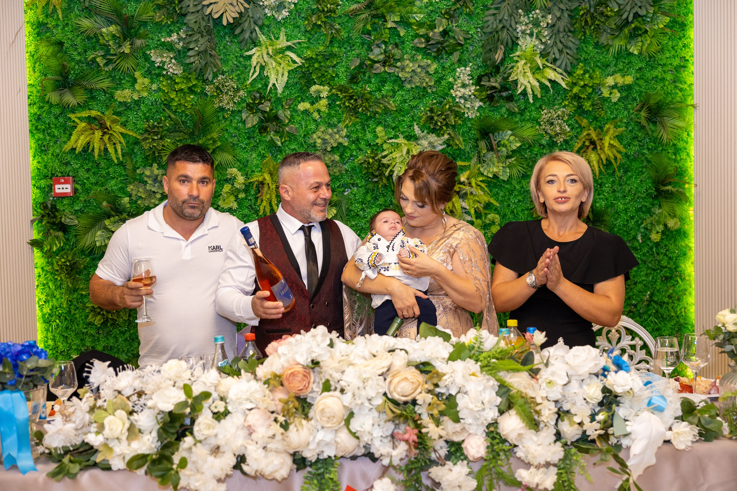 Andrei Sebastian. Moments By Gub