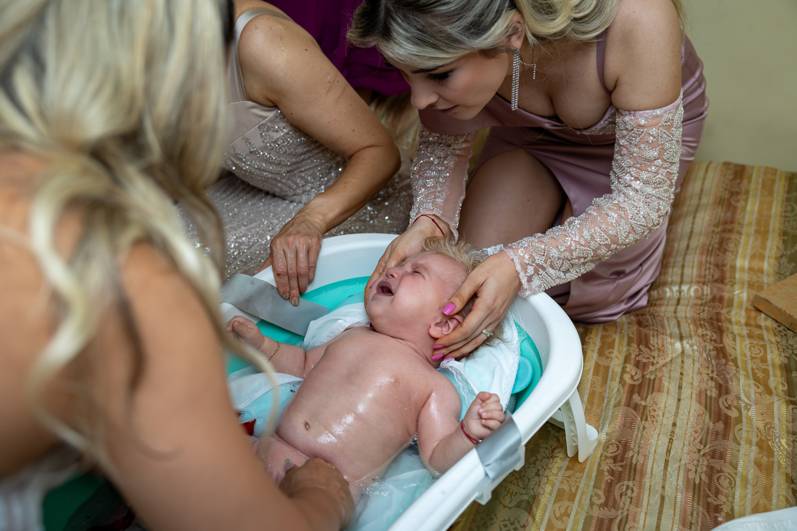 Eric Ionut. Moments By Gub