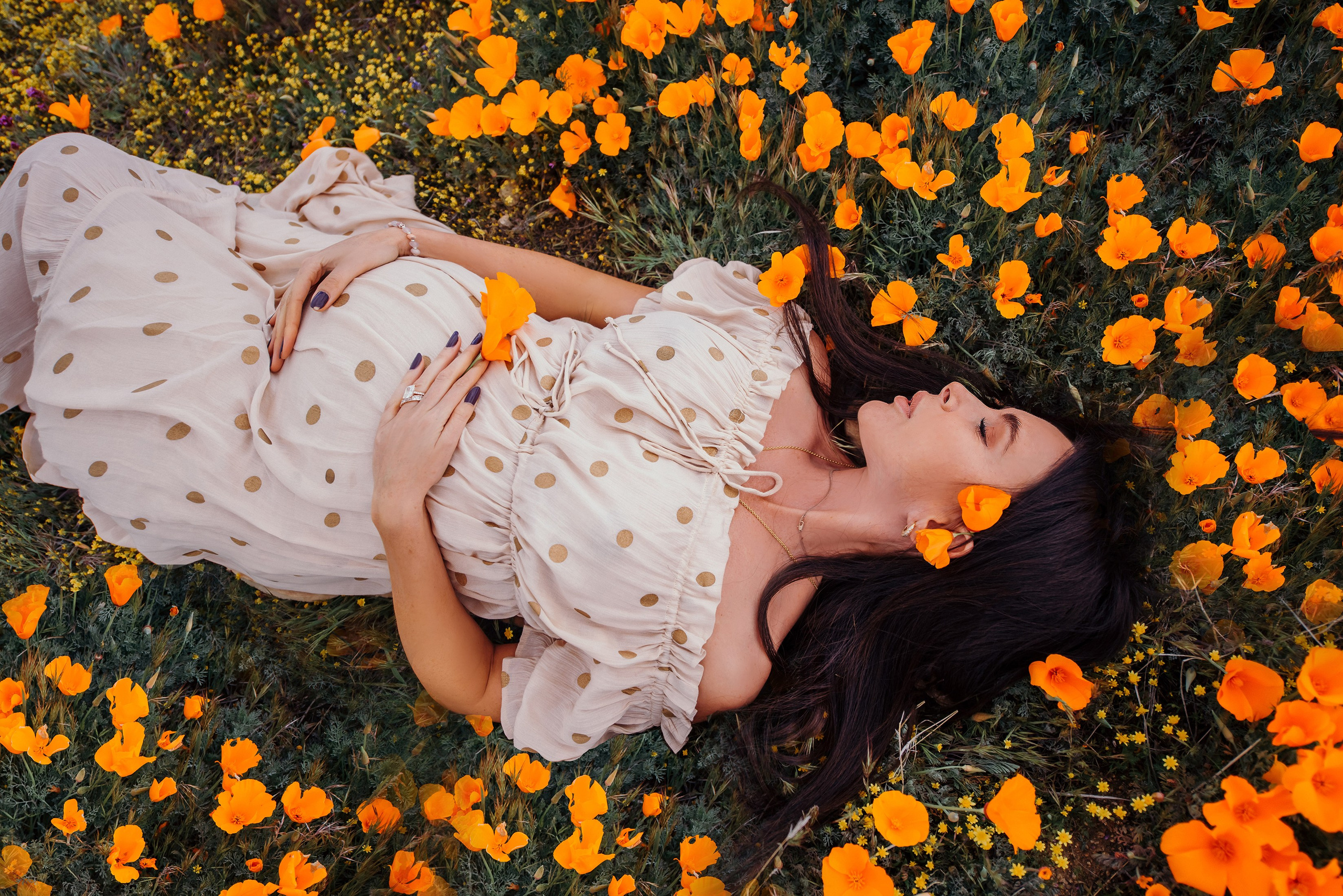 Maternity photo shoot. Pregnancy photo shoot. Wedding, maternity and family photographer in Charlotte Tasha Minn