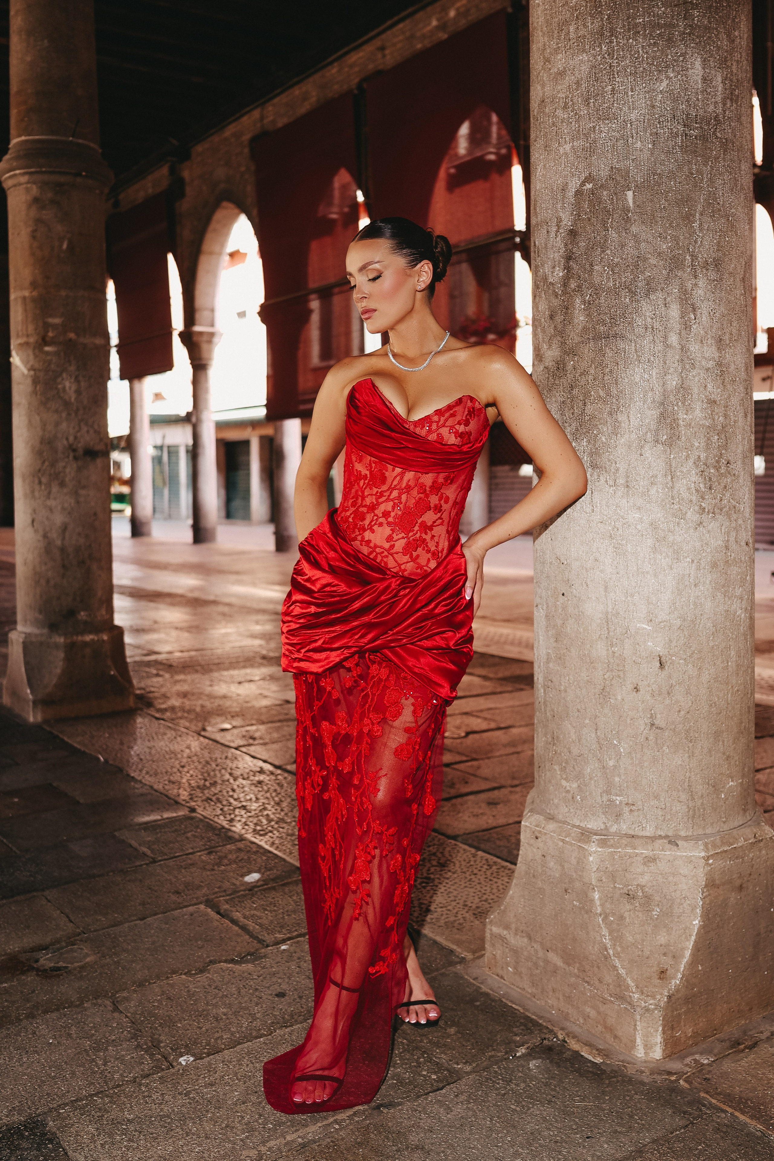 luxury rent dress plus photoshoot in Venice