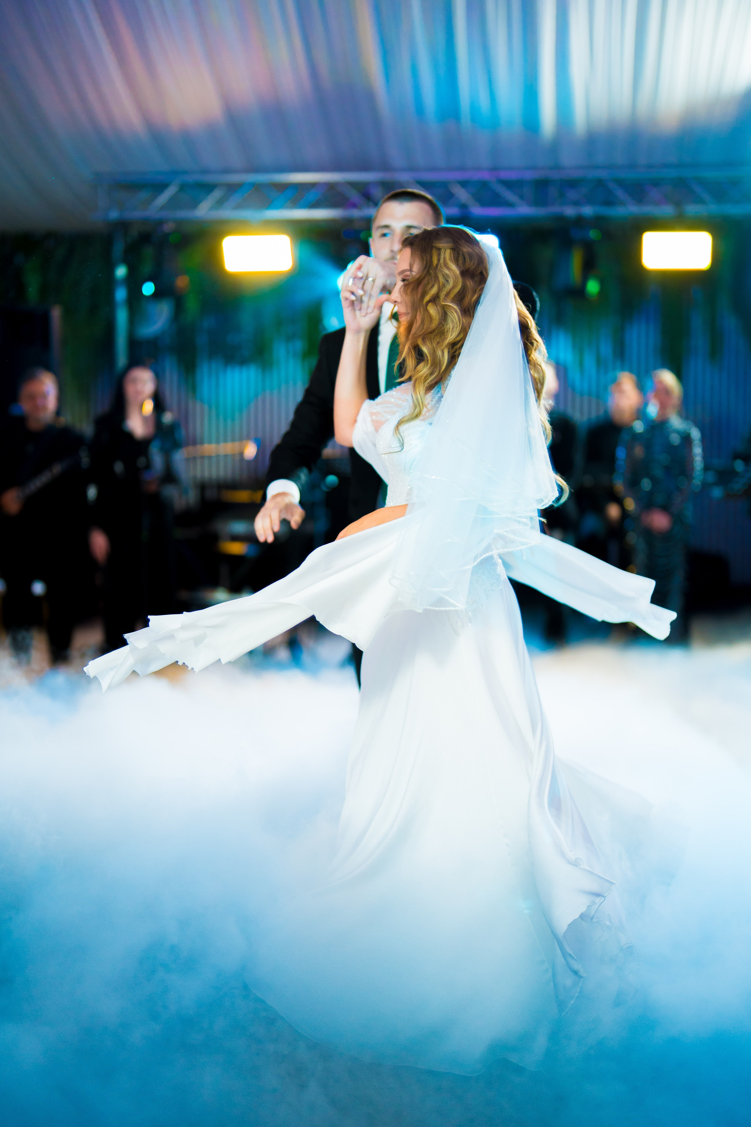 PARTY. Gabriel Florea — Fotograf nuntă București