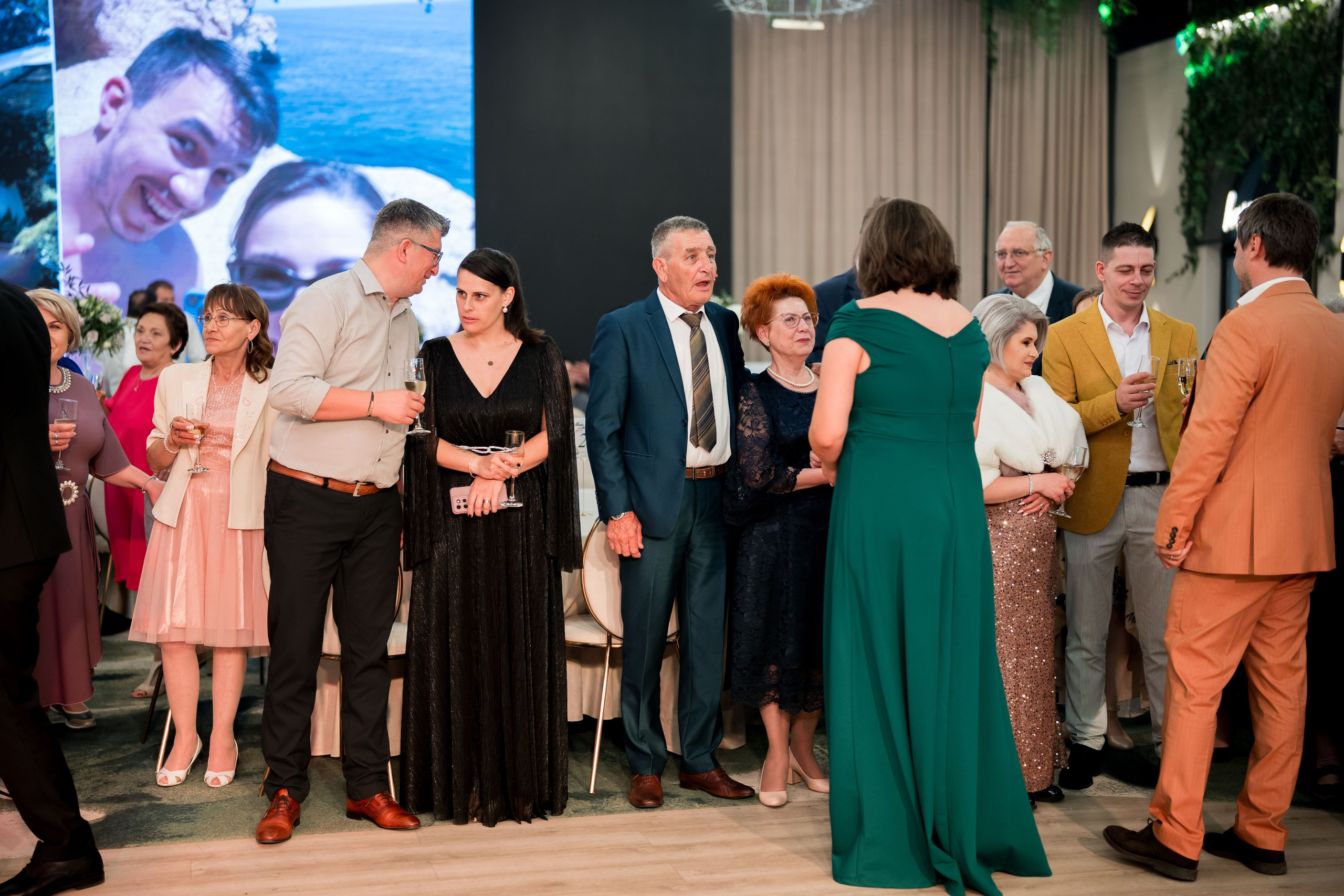 PARTY. Gabriel Florea — Fotograf nuntă București
