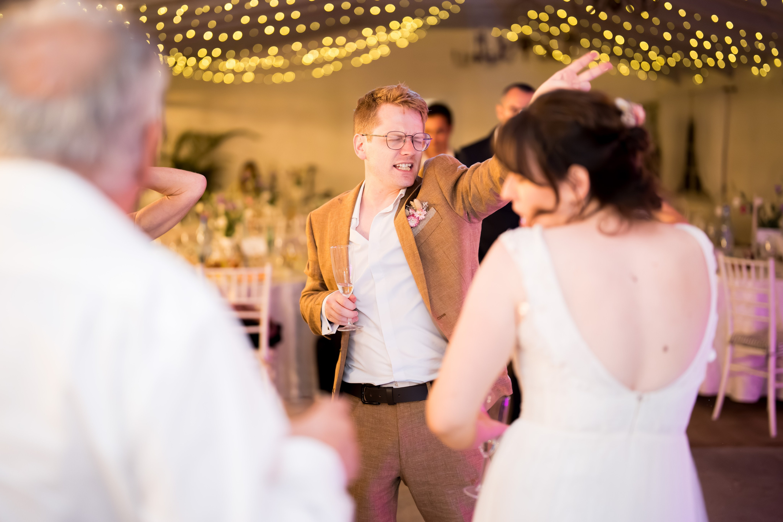 PARTY. Gabriel Florea — Fotograf nuntă București