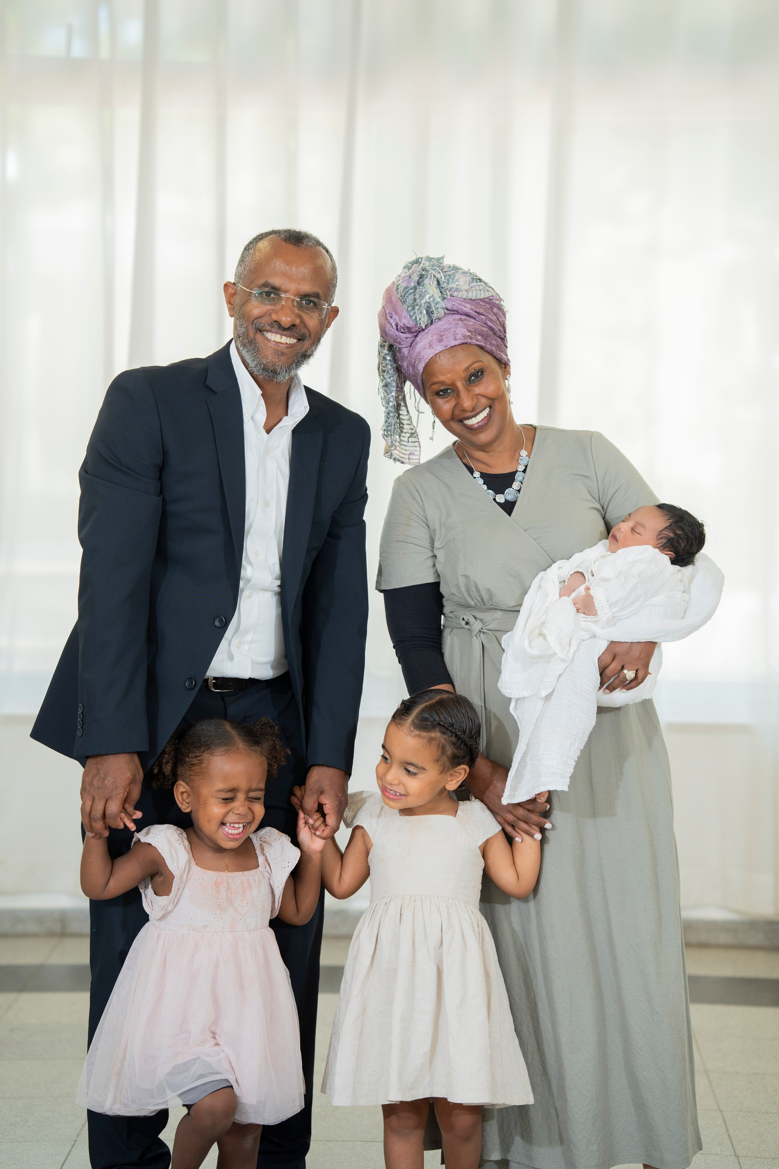 משפחת סלומון. יוסף מזרחי צילום חתונה, ברית וזוגיות. צלם מקצועי שאוהב להוציא אתכם הכי יפים ברגעים הכי מרגשים