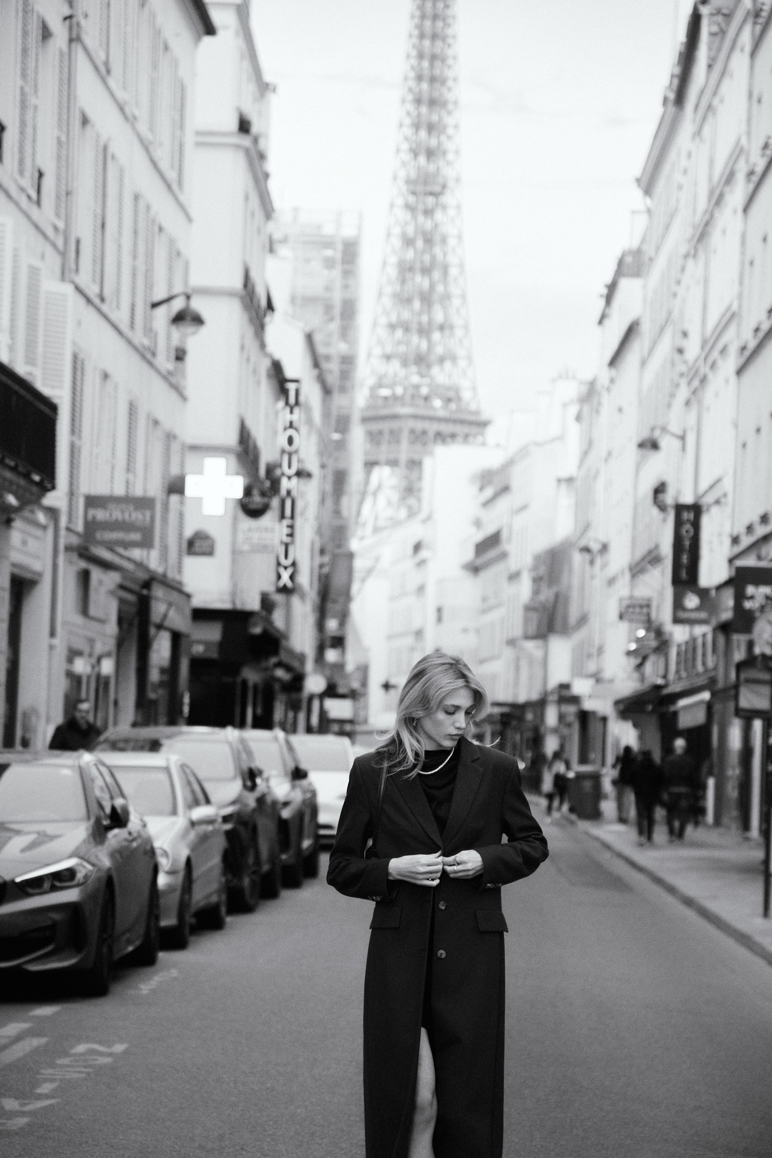 Victoria. Fotógrafa en París