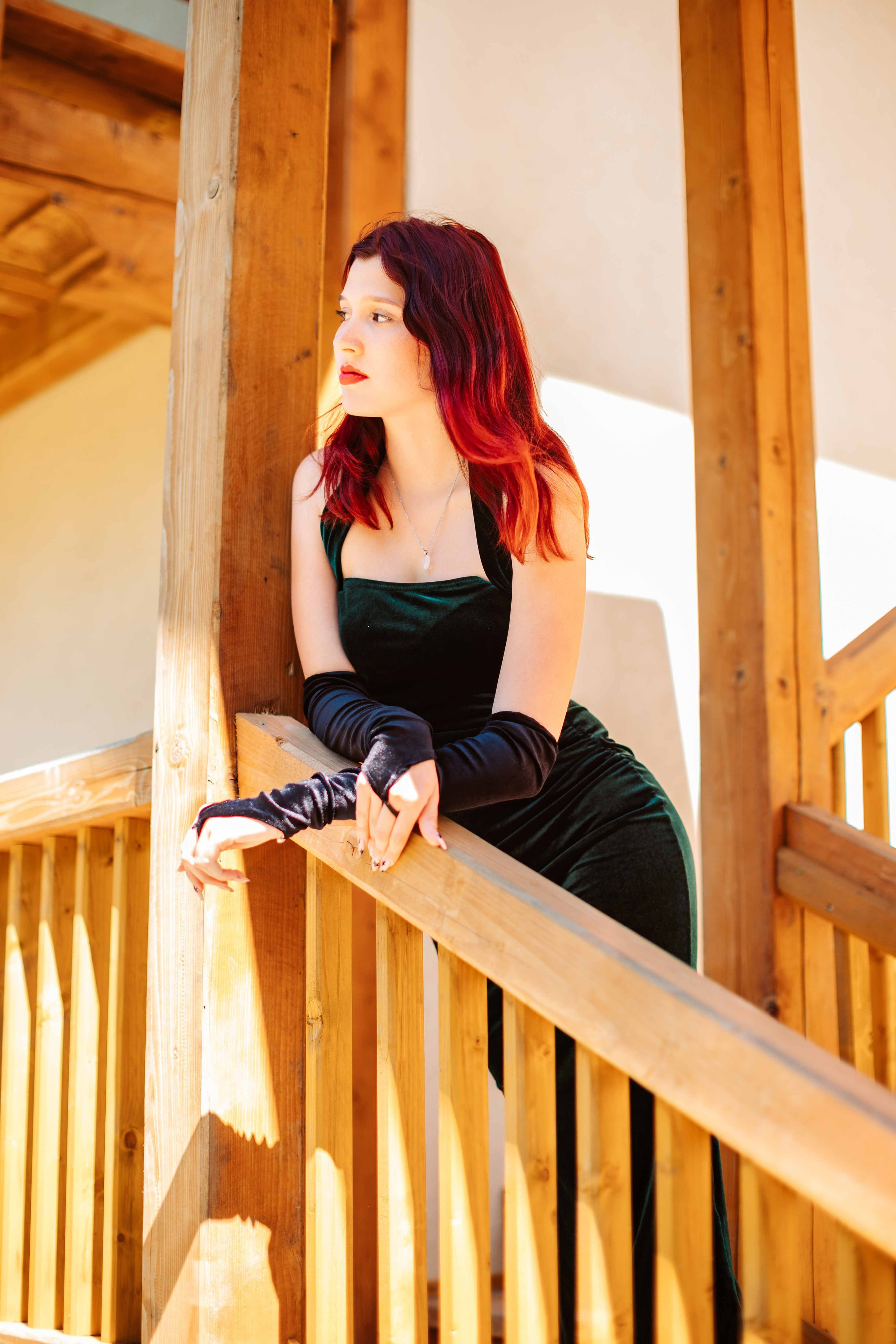 12F — Pedagogic. Contrast Studio