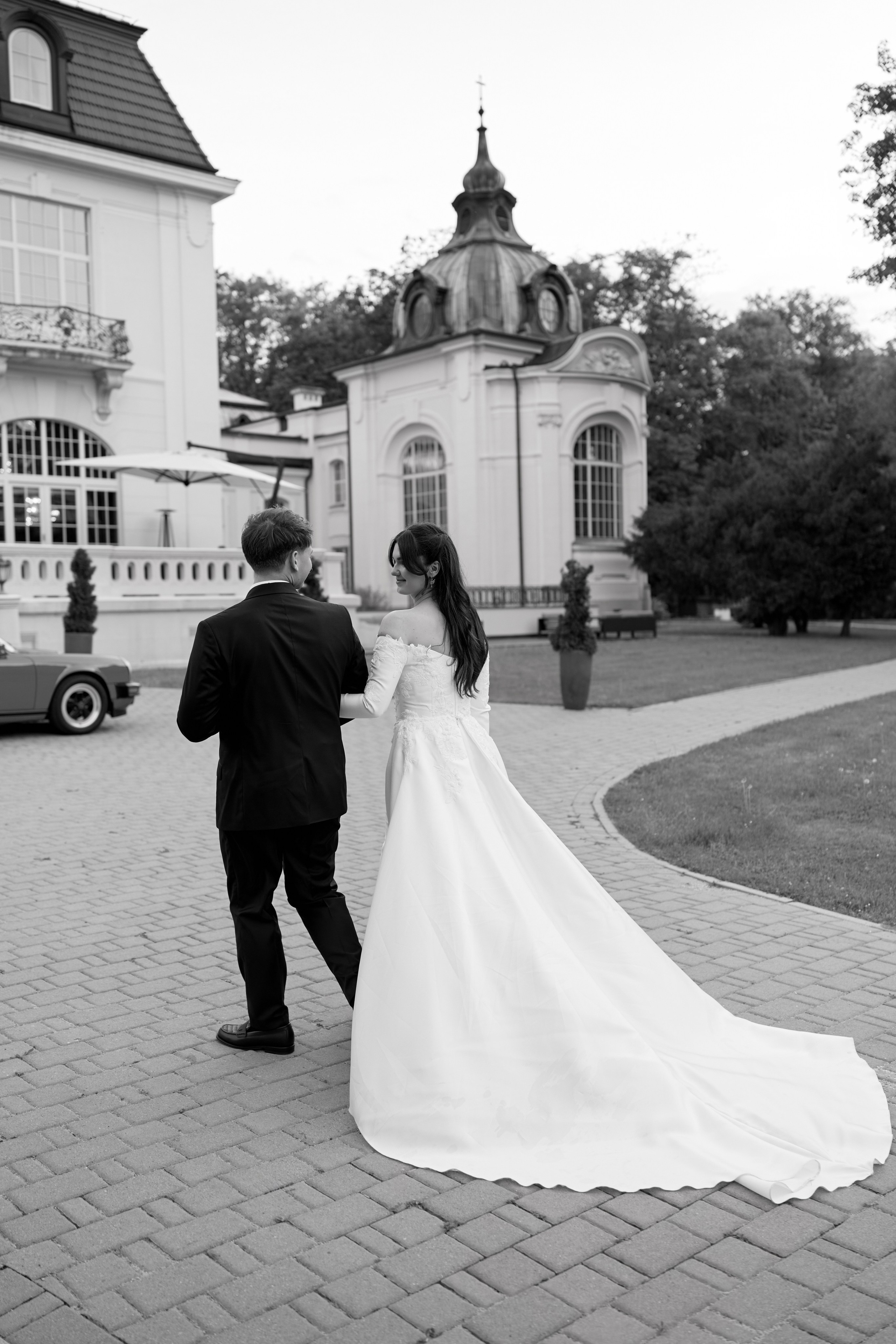 Wiktoria & Kacper. Pałac Goetz. Fotograf ślubny i rodzinny w Krakowie Yana Klymova