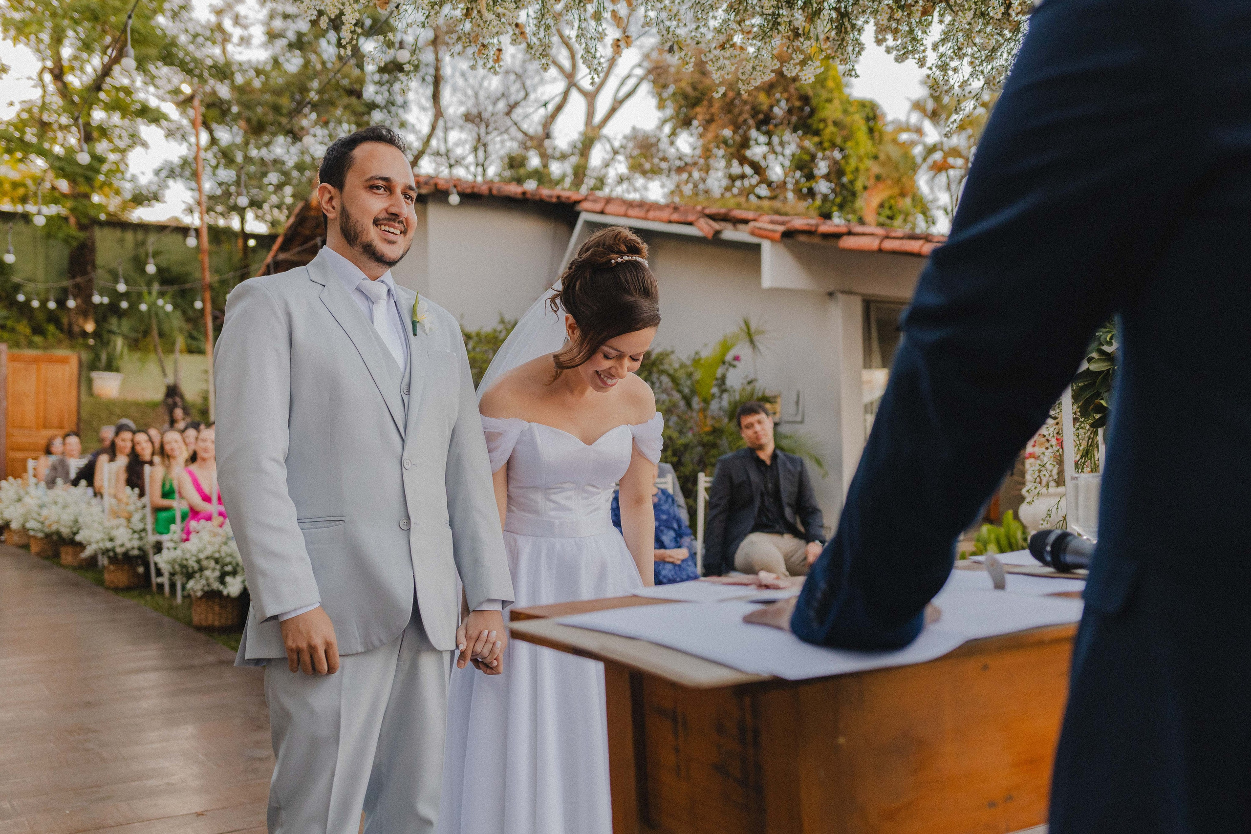 C & H — Leve, calmo e romântico. Fotografia de casamento em Belo Horizonte