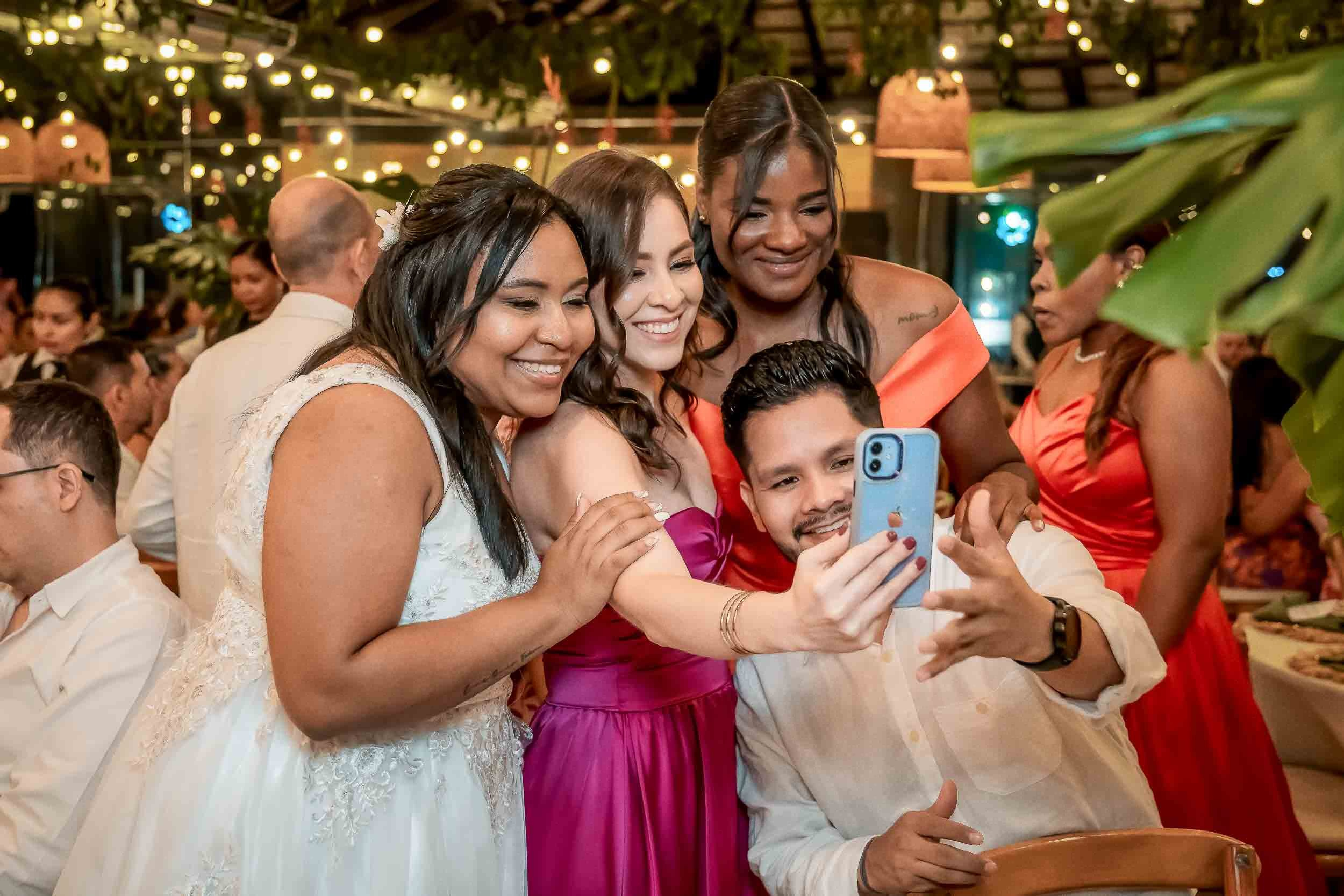 Boda en Cali. La Reserva eventos - Jully & Jonathan. Karen Ortiz Photography / Fotógrafo profesional en Cali - Colombia