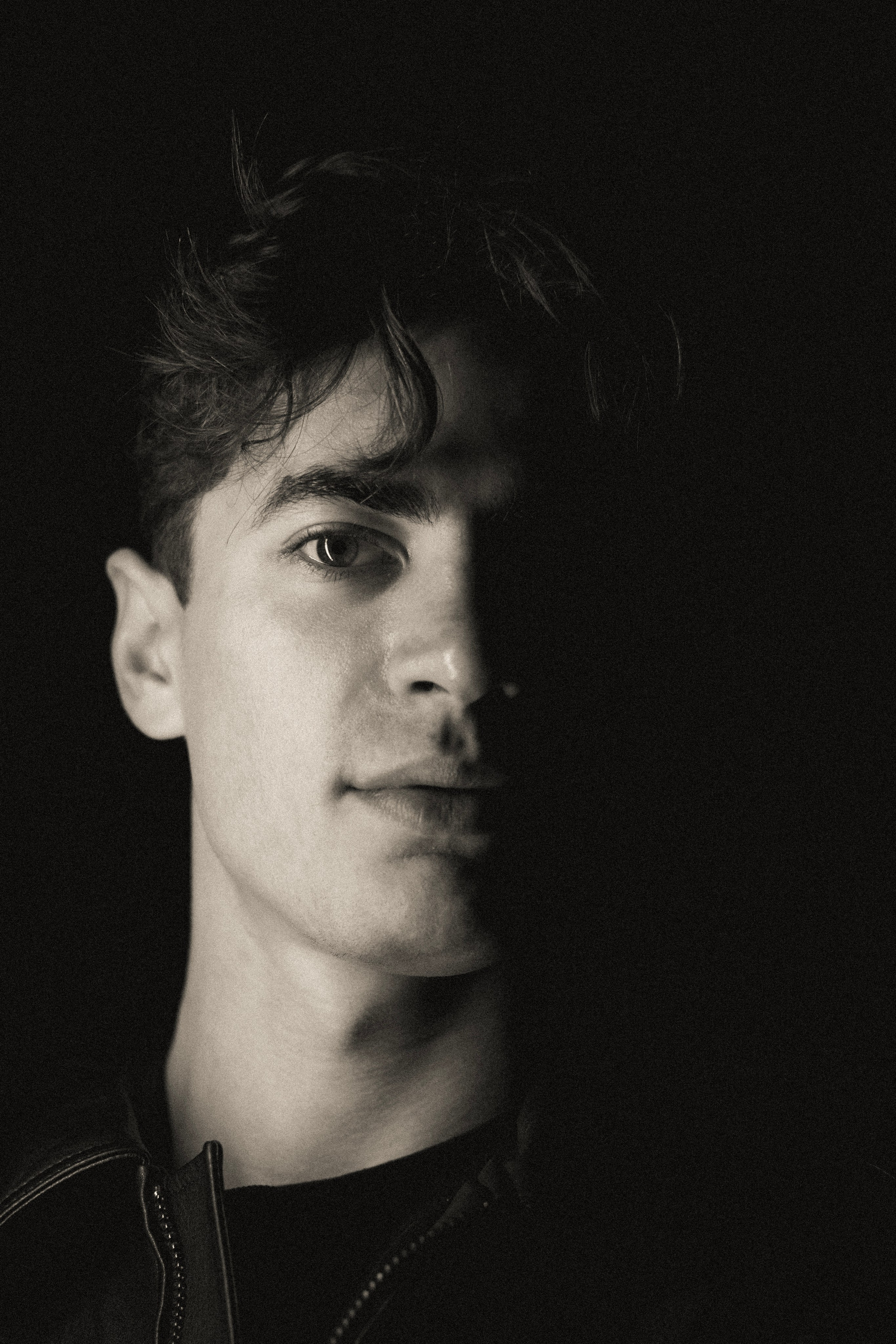 Closeups. Arvin Azimian