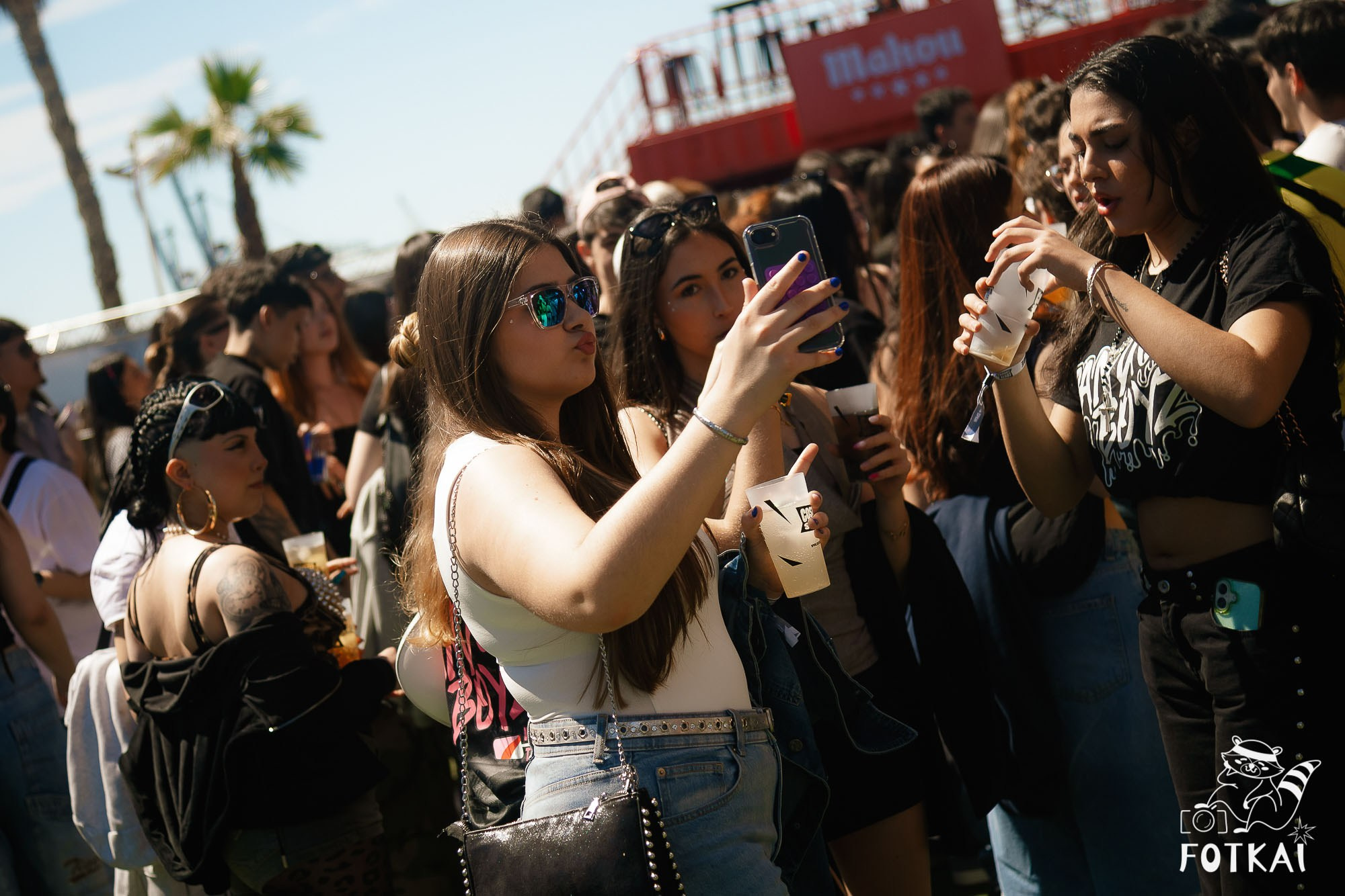 Costa Sonora 2026 Alicante Day 1 Photos — Find Yourself, Friends and Festival Crowd | FOTKAI