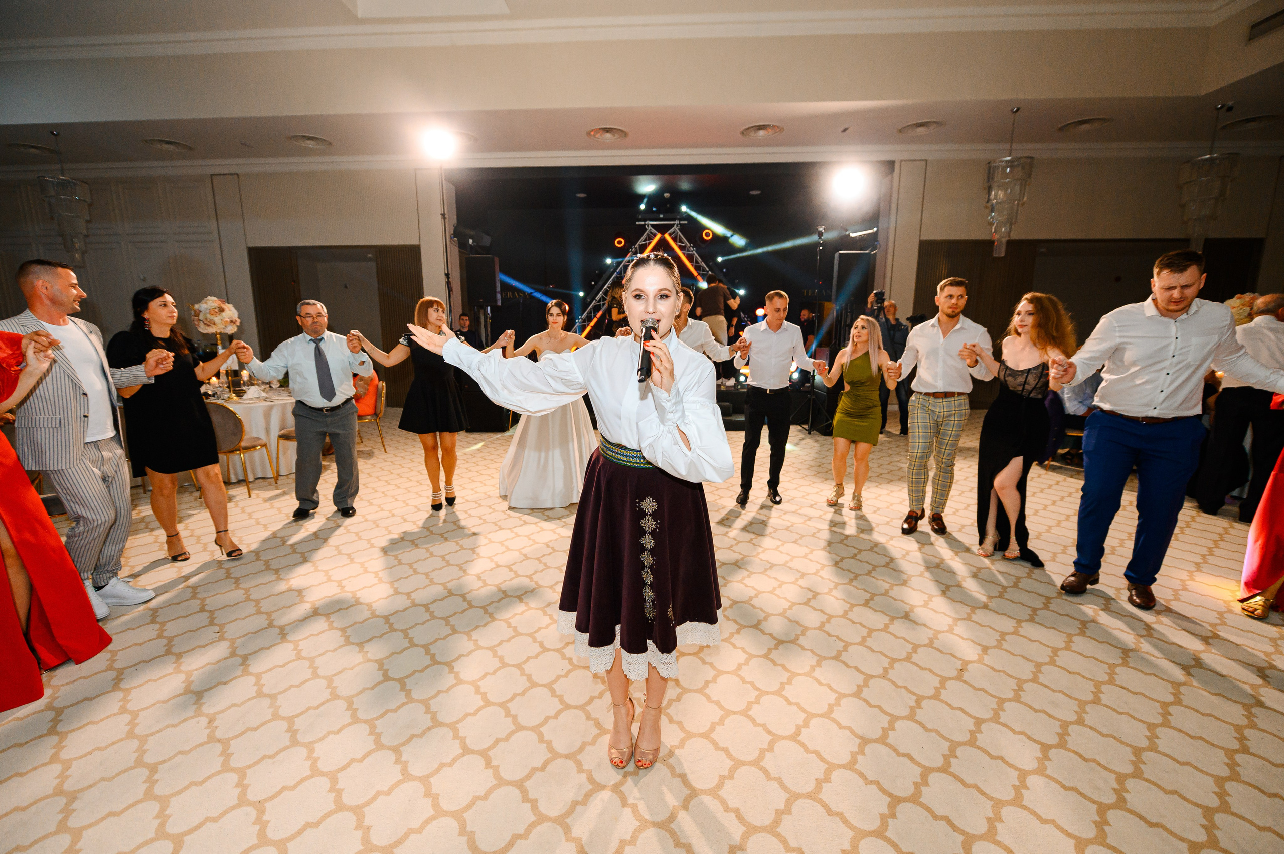 Madalina & Ovidiu. Mugurel Olteanu Fotograf