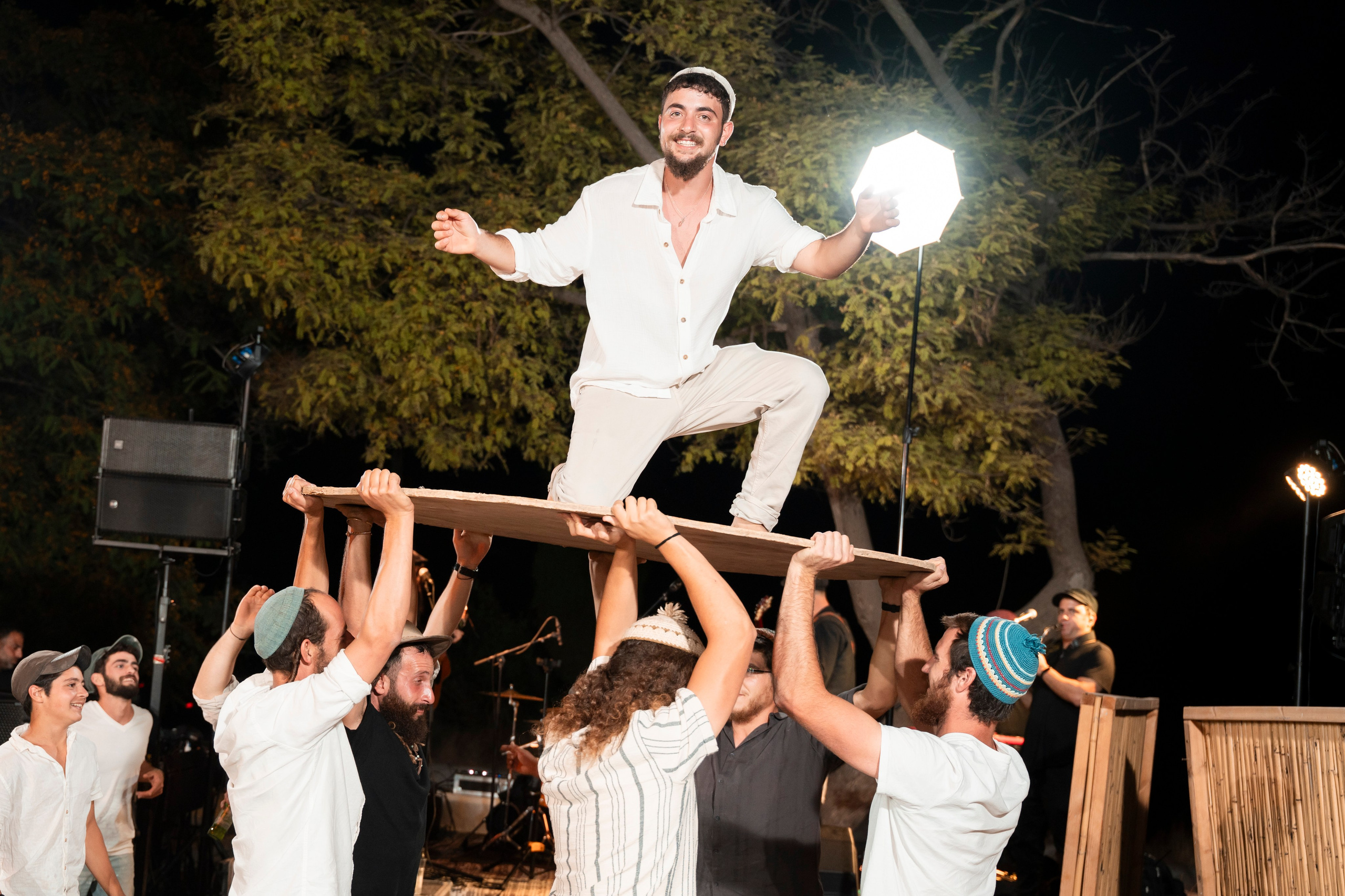 עדן ושלהבת. יוסף מזרחי צילום חתונה, ברית וזוגיות. צלם מקצועי שאוהב להוציא אתכם הכי יפים ברגעים הכי מרגשים