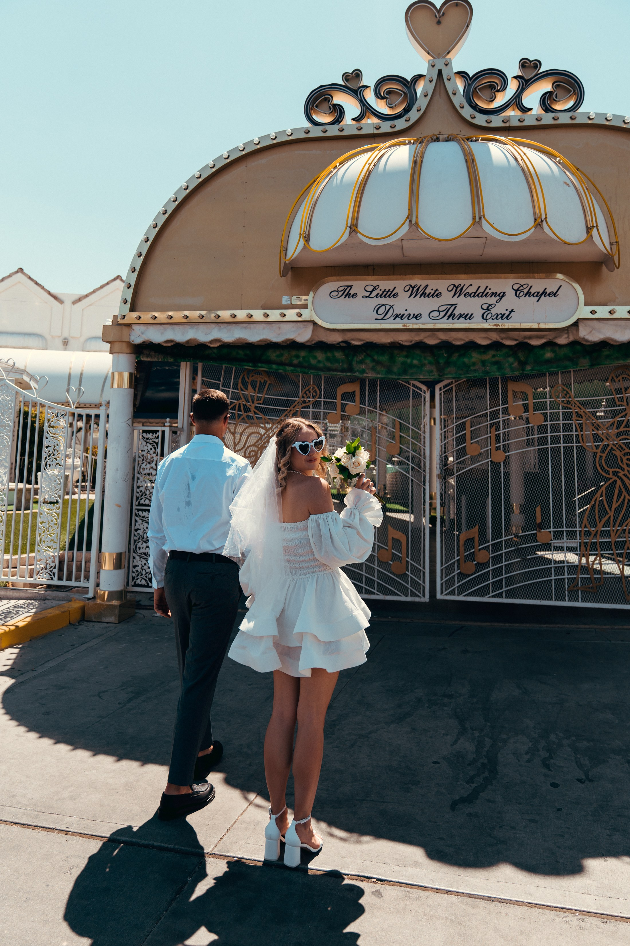 Iryna&Roman. Wedding & elopement photographer Viktoriya Kravtsov. Las Vegas