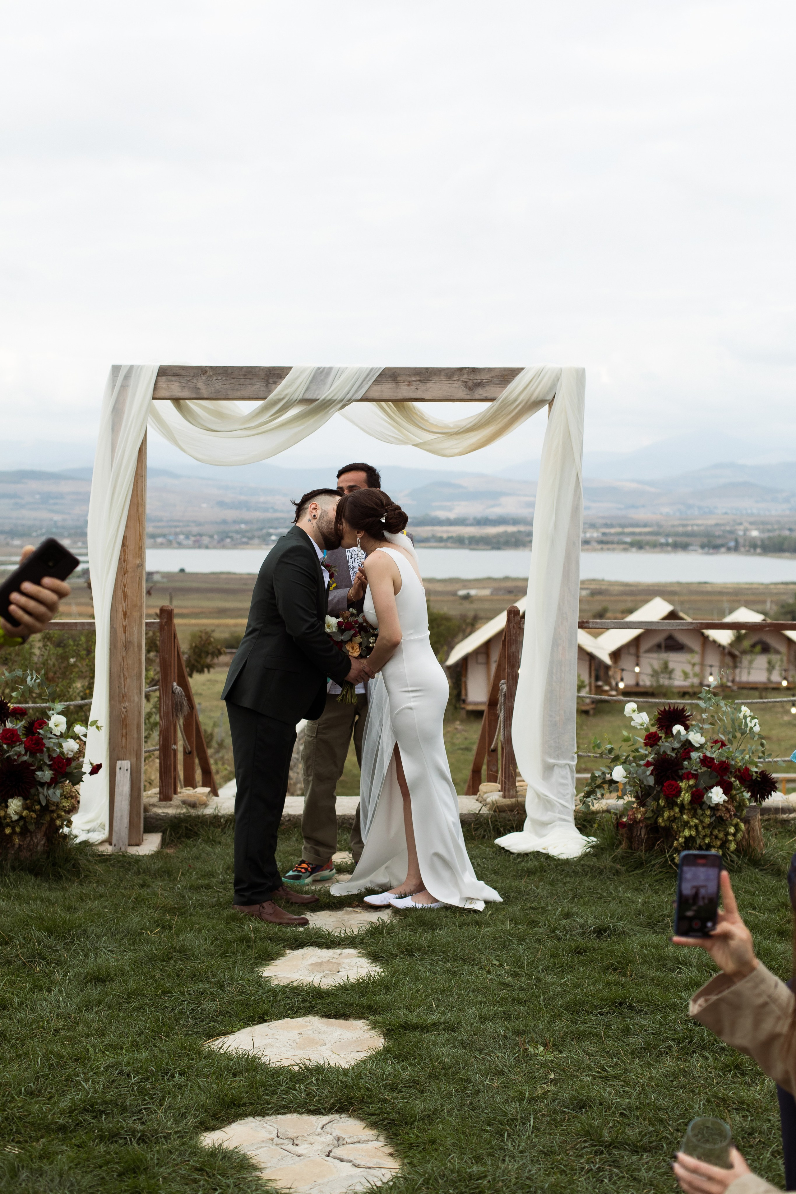 V & I. Wedding photographer in Georgia