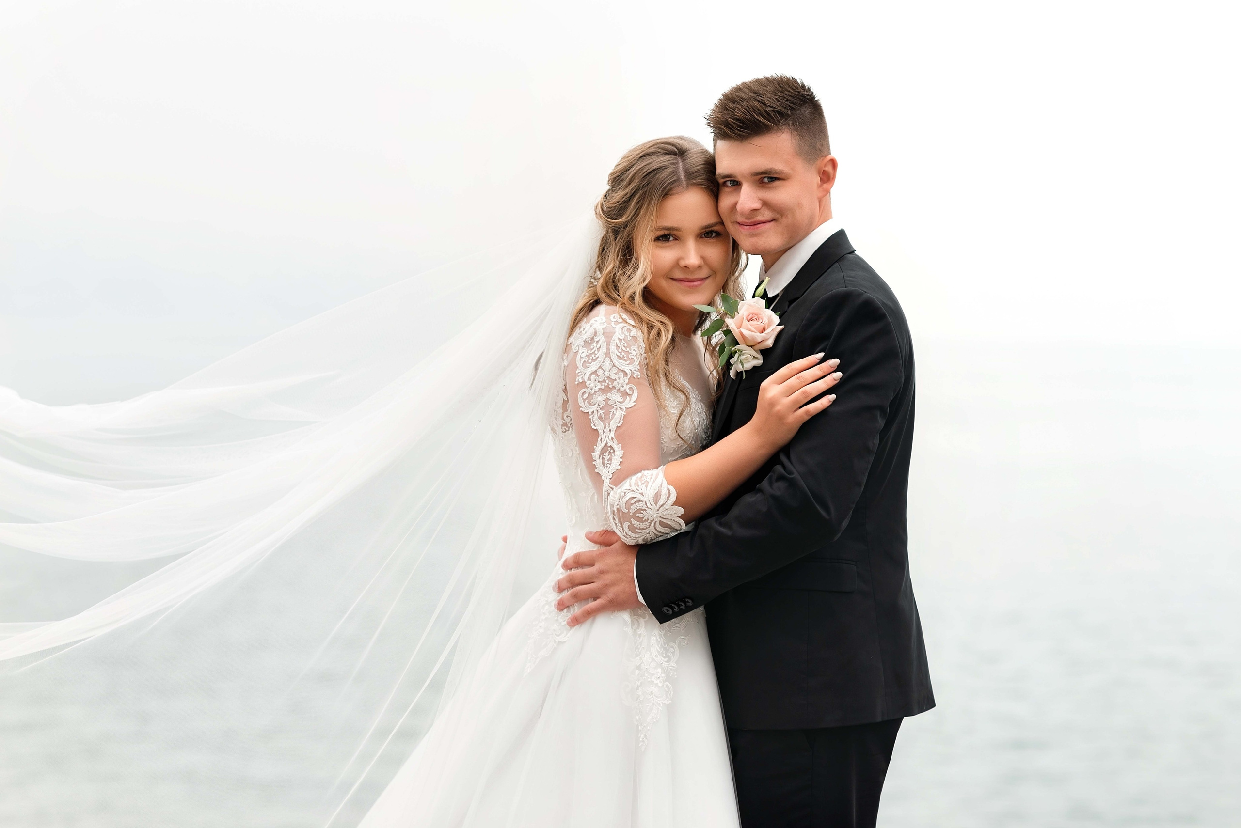 Wedding & portrait photography in the Seattle Area. Helen Michelle photographer