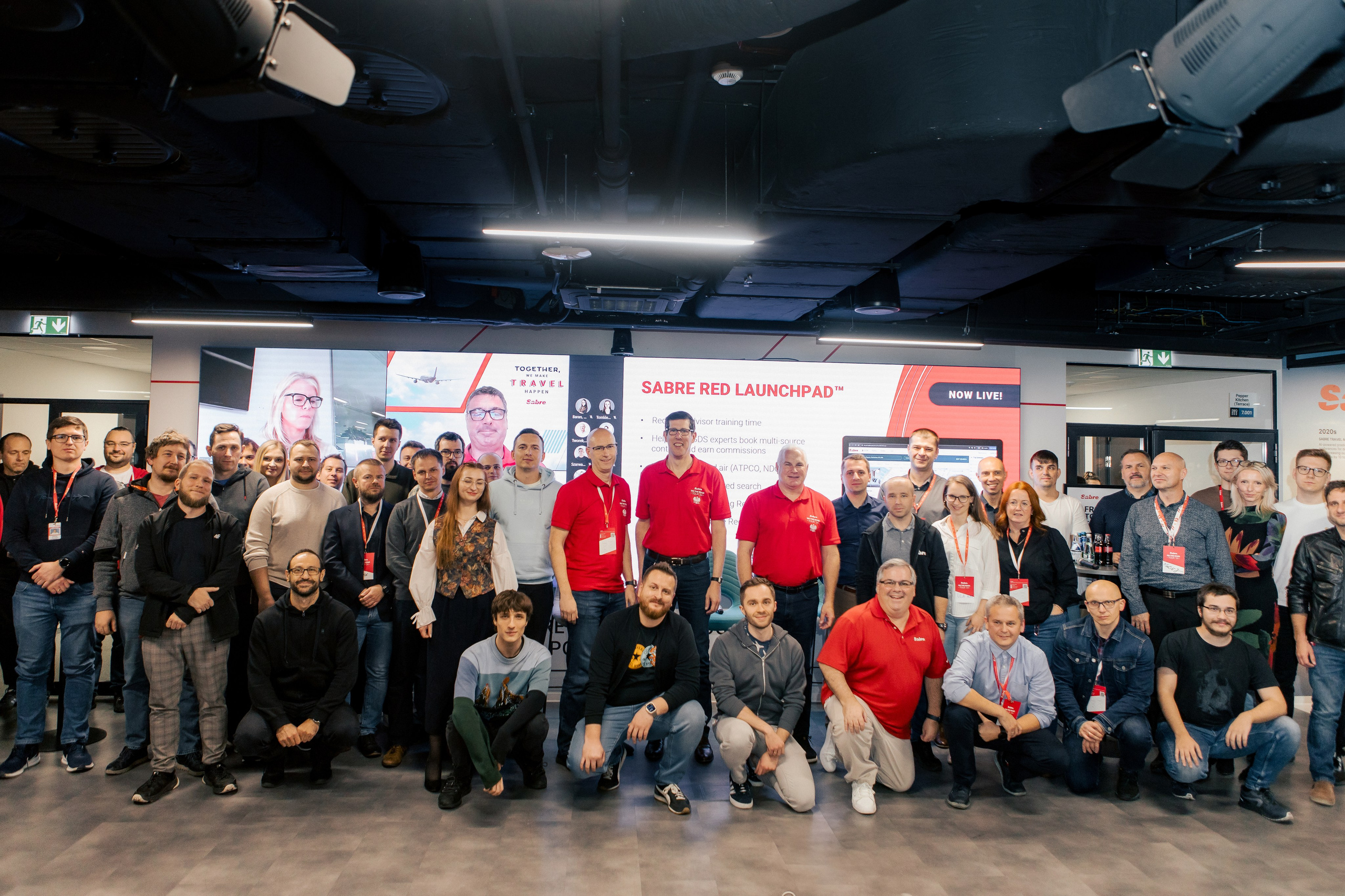 Korporacja Sabrę. Reportaż. Fotograf w Krakowie i Europie