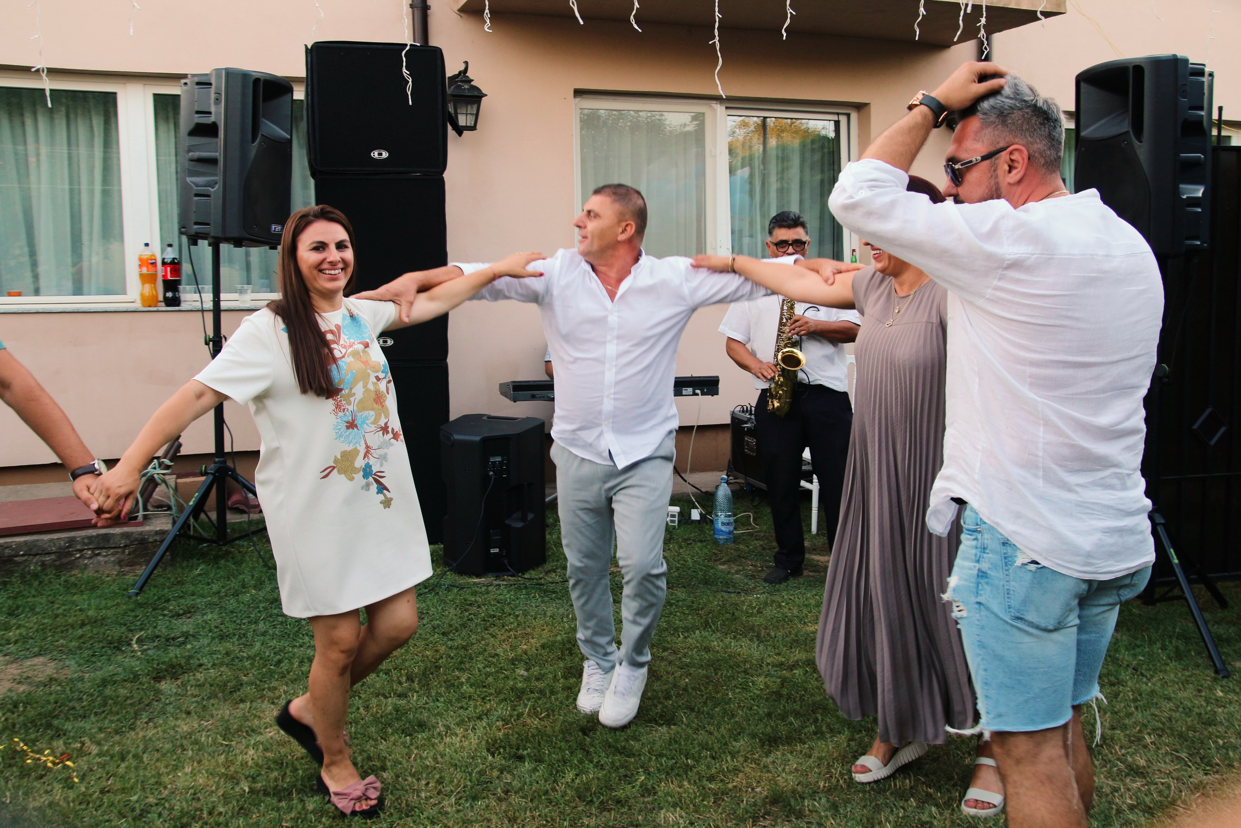 BYZO MEDIA. PETRU BYZO - family and children photographer in ROMANIA