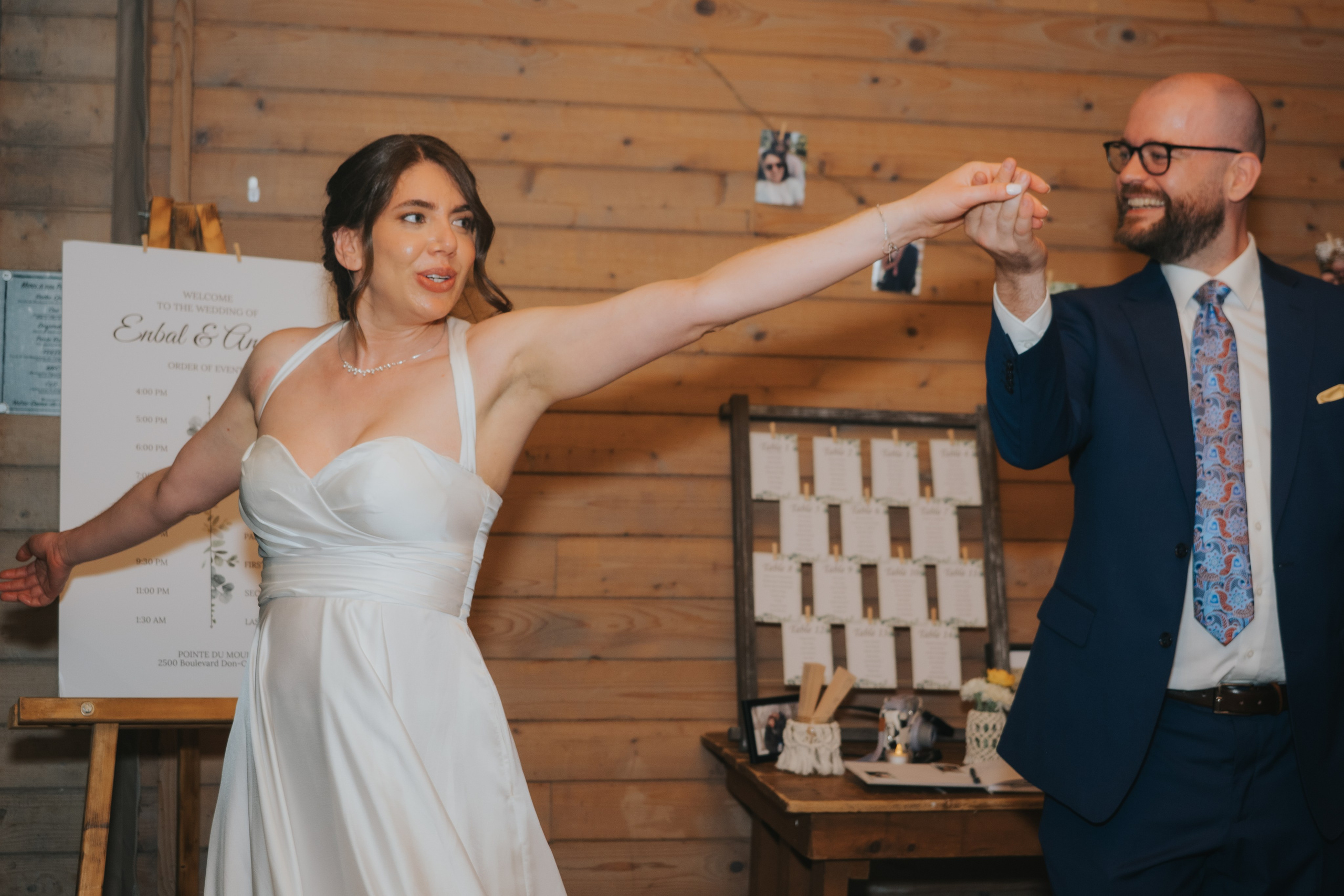 Wedding of Enbal & Andrew in Montreal, Quebec. Wedding and Family Photography Montreal Muriel Oe Photo