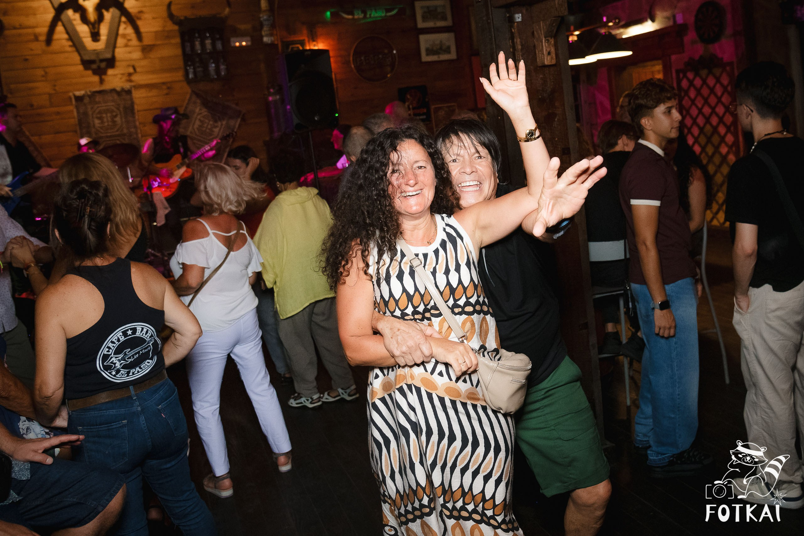 The Hellhates en El Paso Rock Bar Torrevieja – Reportaje fotográfico 04.10.25 | FOTKAI