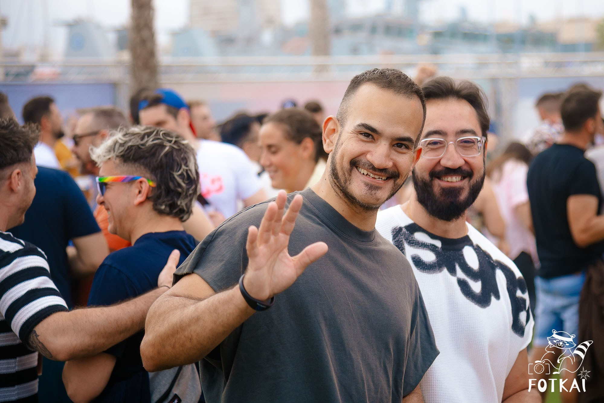 Cariña La Fiesta 2.0 — Fotos del evento en El Muelle Live, Alicante, 2026 | FOTKAI