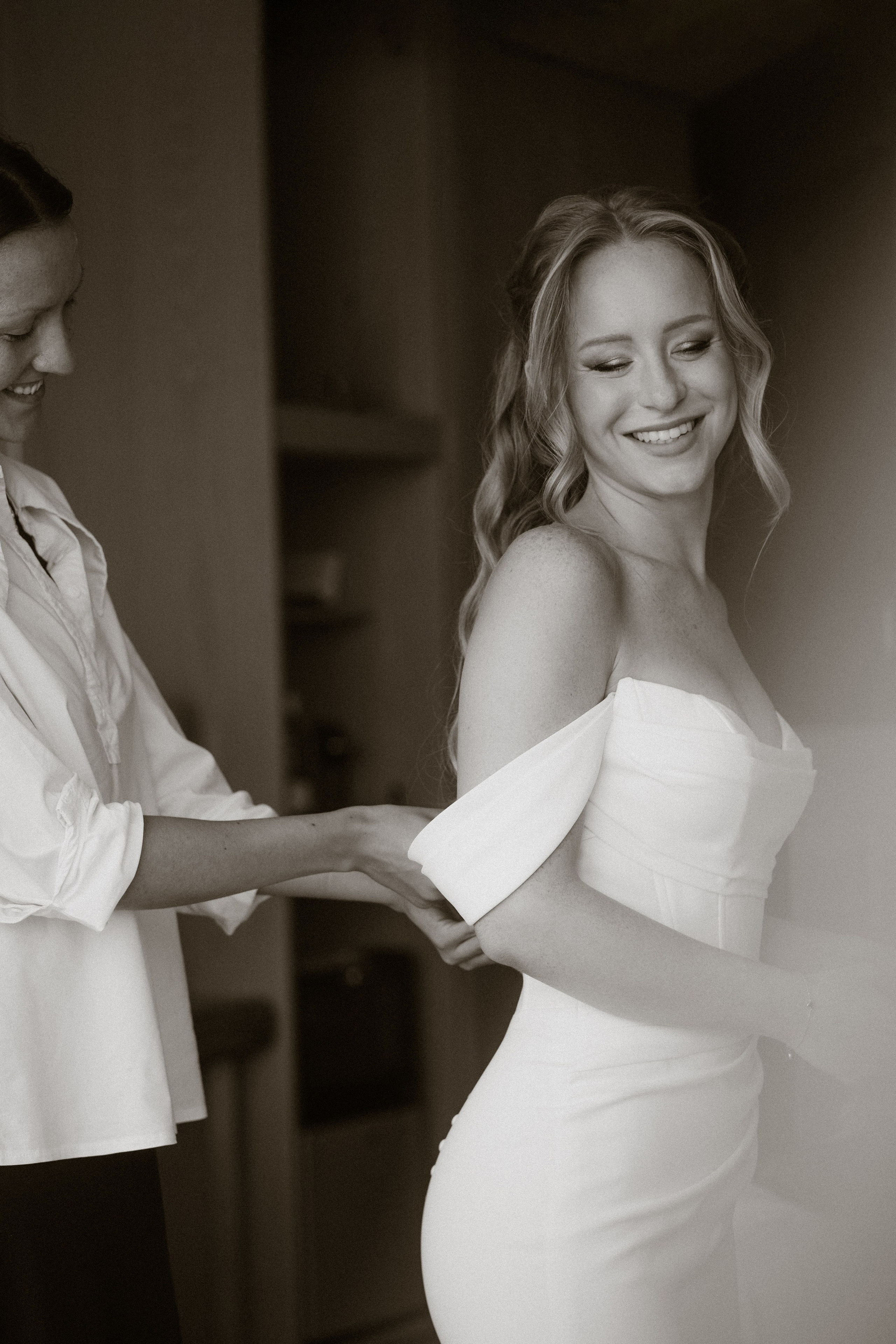 Mari & Tom. Paola wedding photographer / videographer in Barcelona