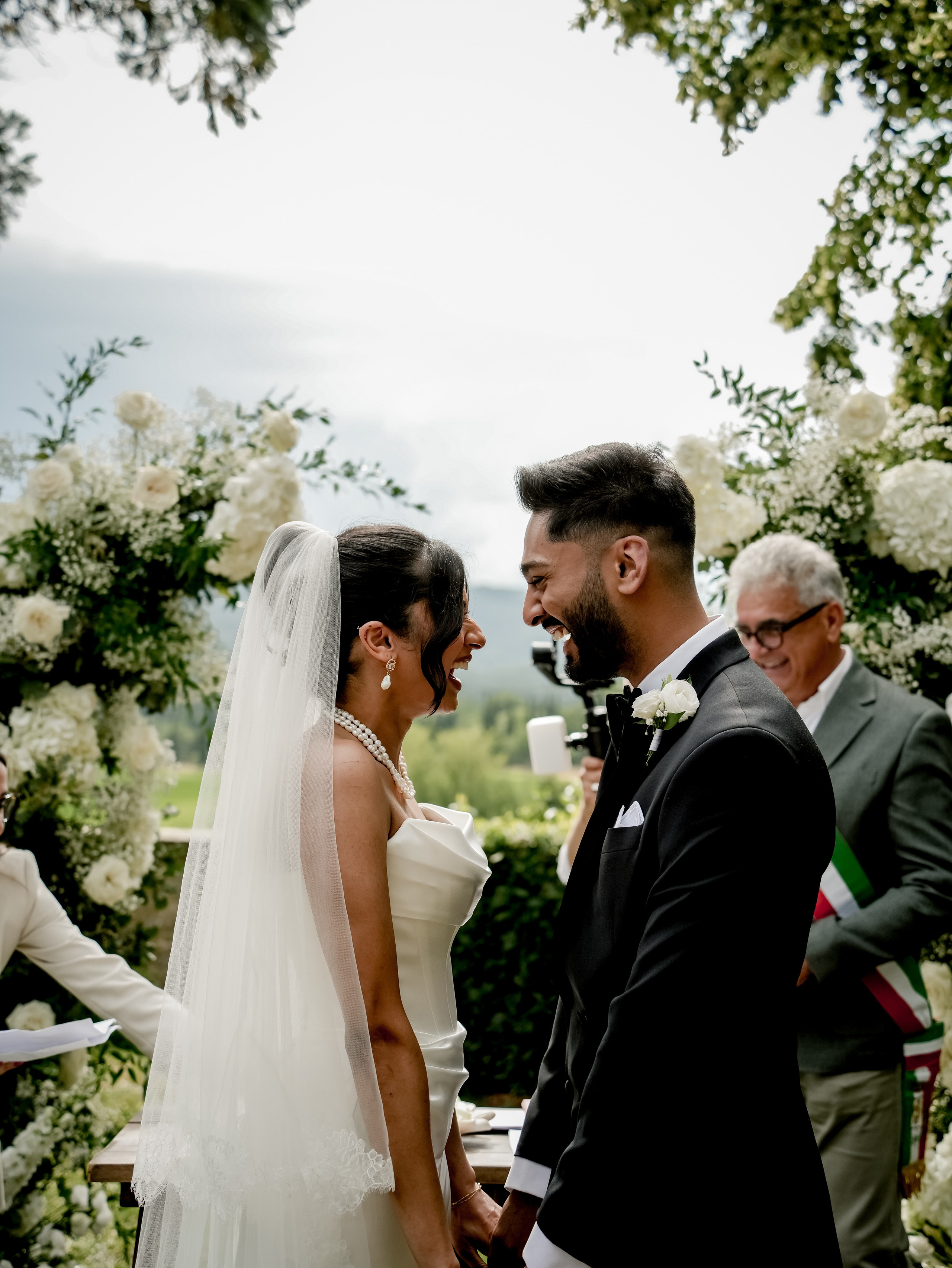 Indian Wedding in Tuscany. Stefano Passerini Editorial Wedding Photographer in Italy