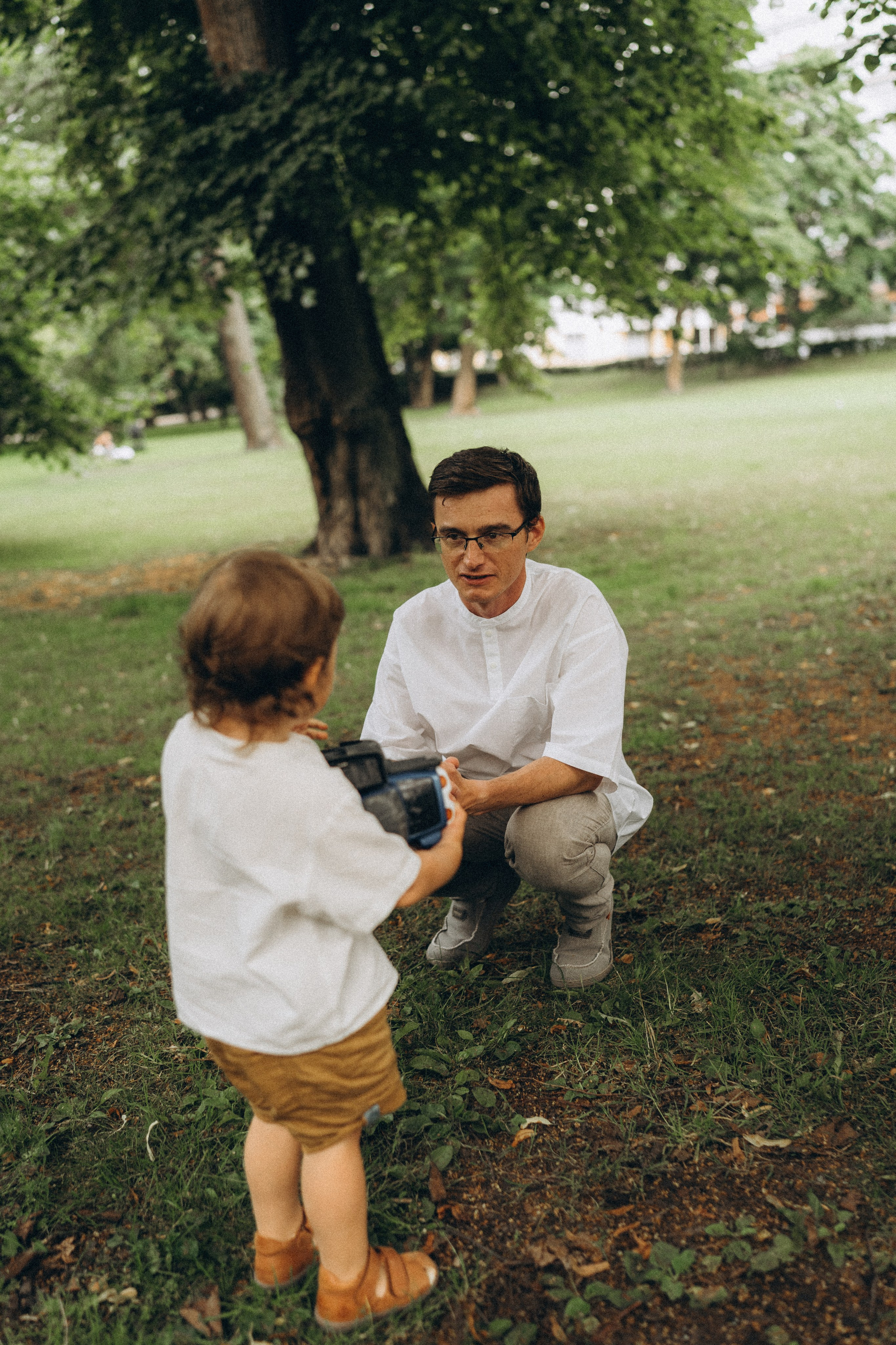 Kaivopuisto. Wedding and potrait photographer in Helsinki Vickan O