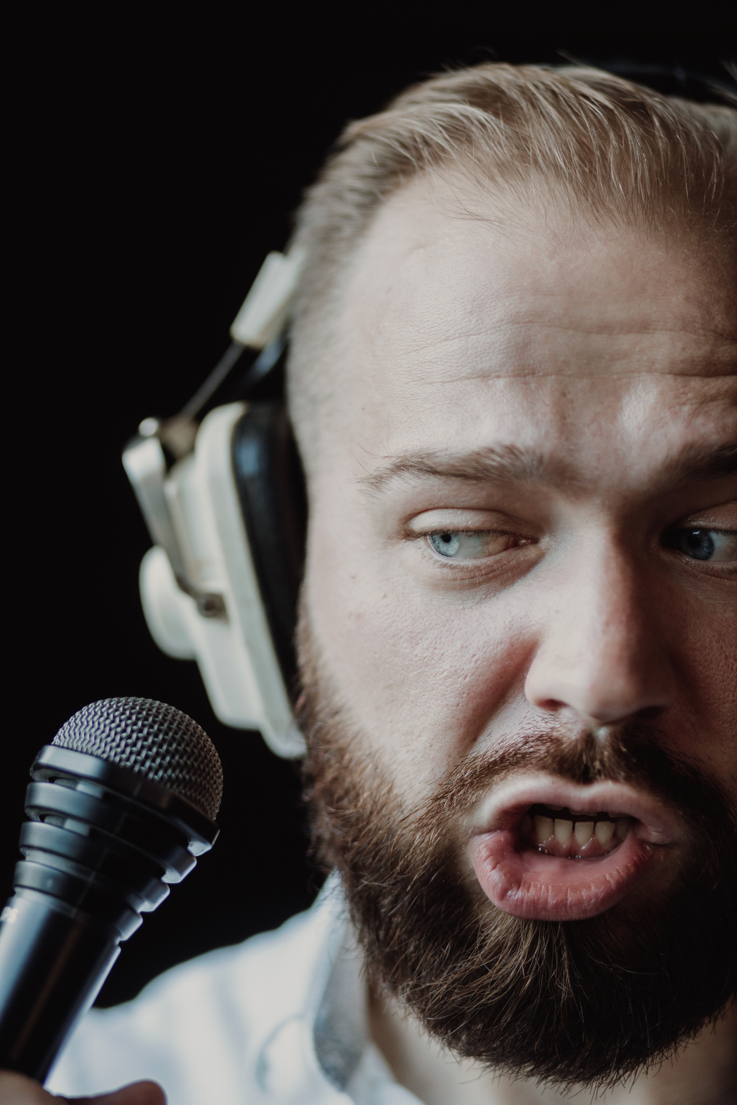 EZ STYLE ПОРТРЕТЫ. Портретный и спортивный фотограф в Алматы Алексей Овечкин