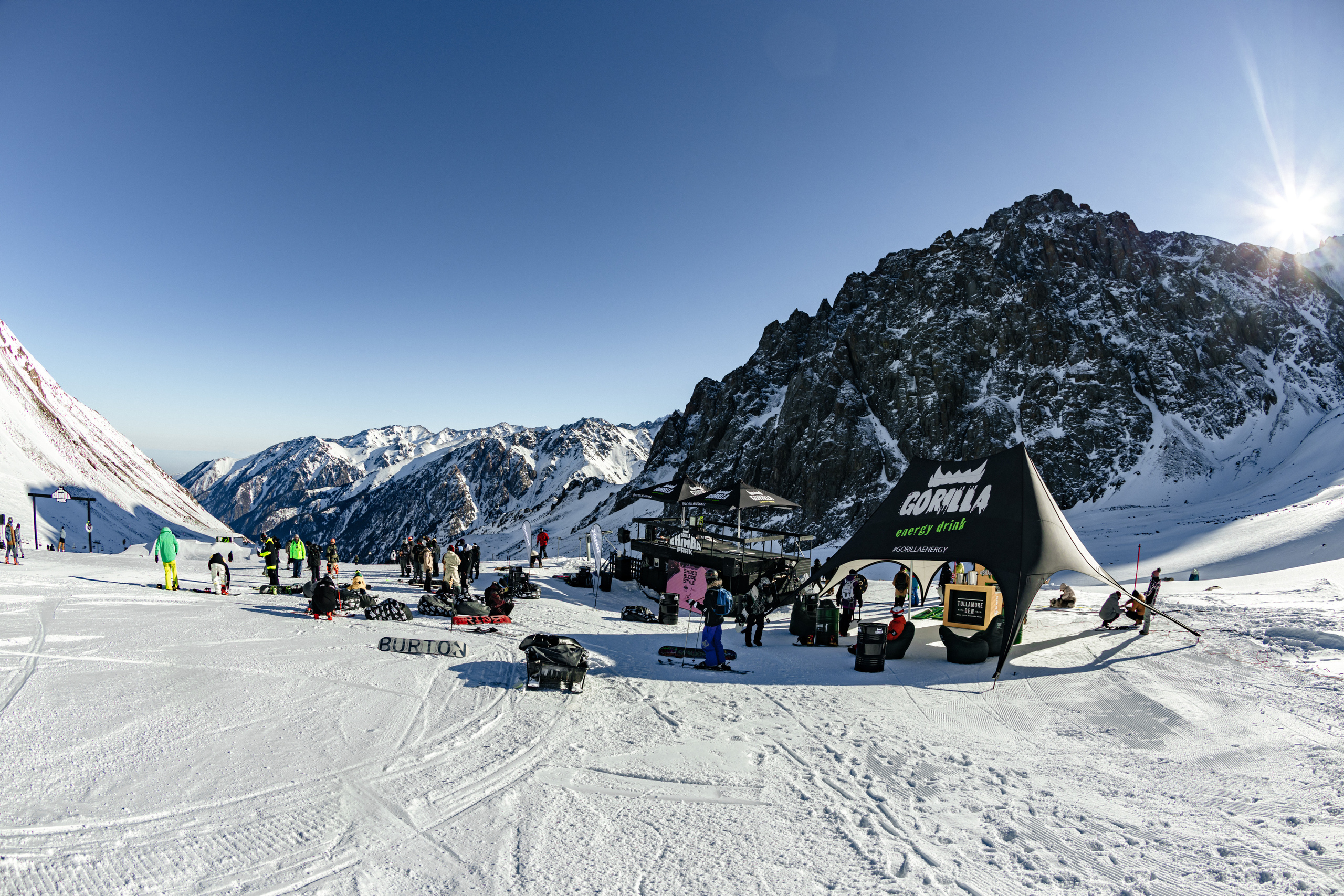 GORILLA CHIMBA PARK — SHRED SLOPE STYLE 21.01.2023. Портретный и спортивный фотограф в Алматы Алексей Овечкин