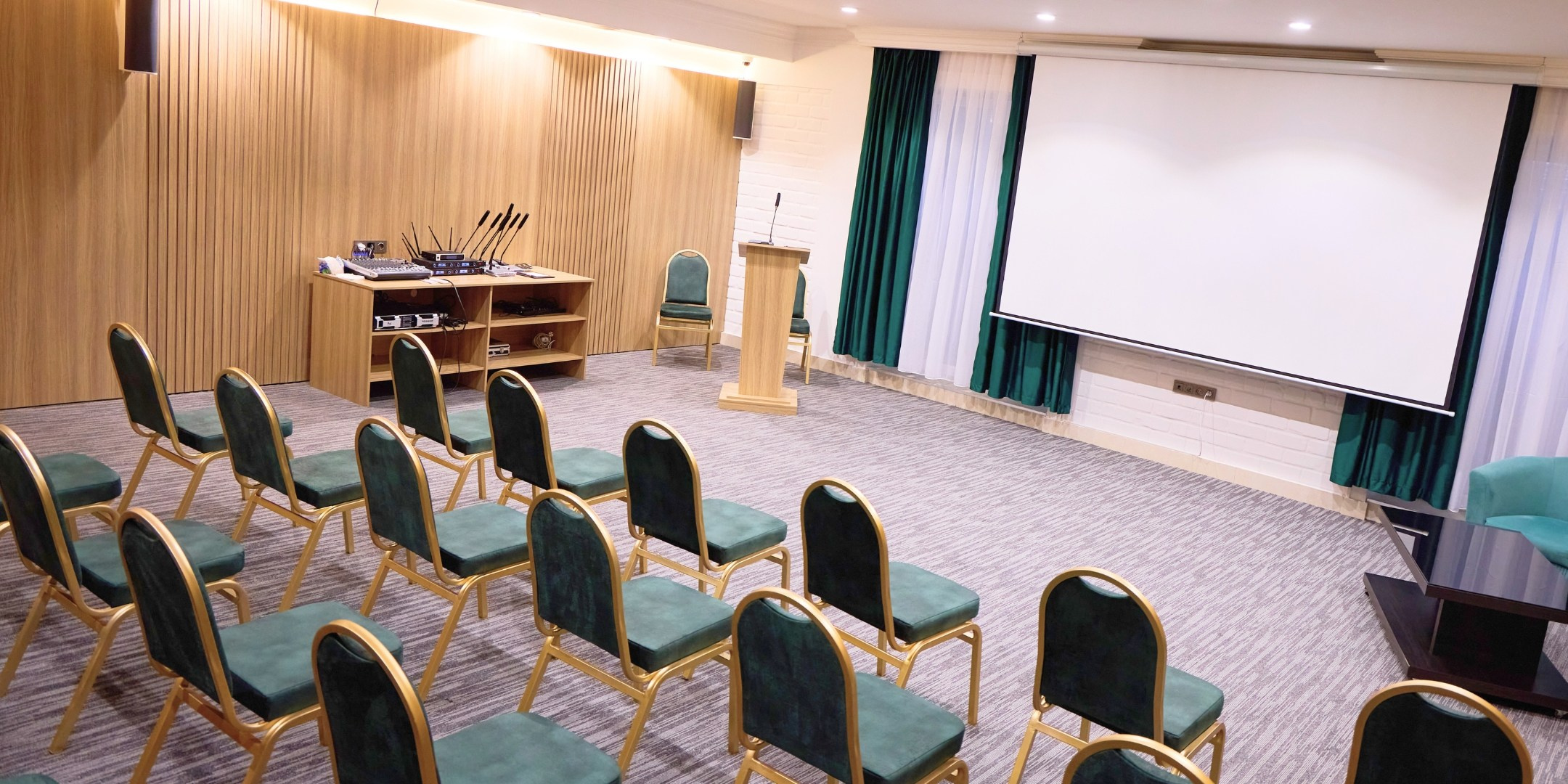 ОНЛАЙН — ГАЛЛЕРЕЯ