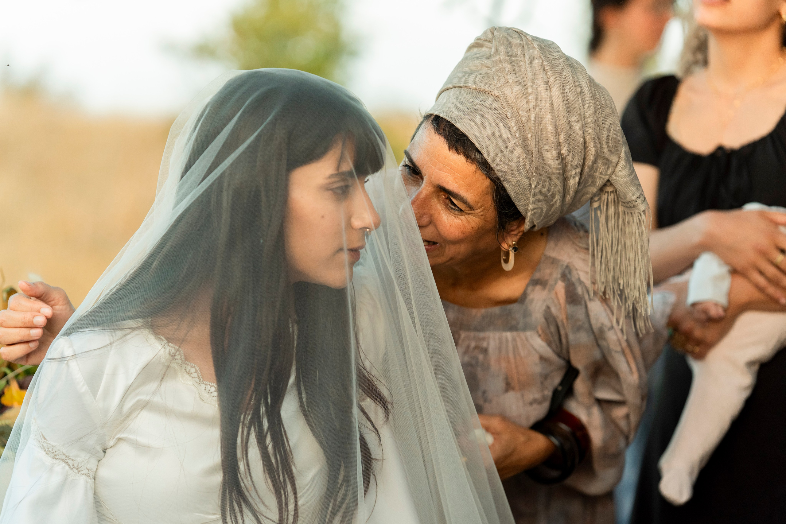 עדן ושלהבת. יוסף מזרחי צילום חתונה, ברית וזוגיות. צלם מקצועי שאוהב להוציא אתכם הכי יפים ברגעים הכי מרגשים