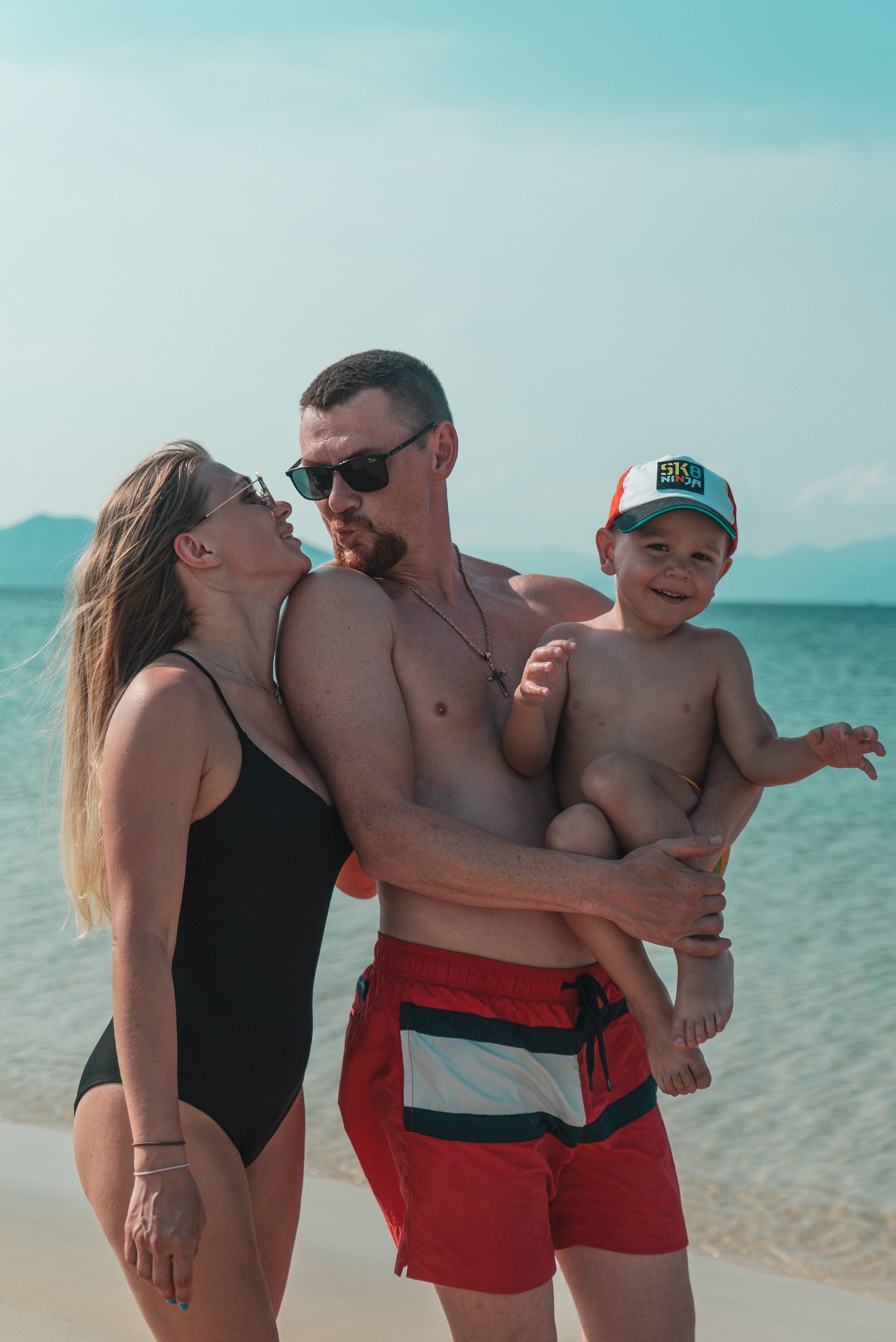 Семейная Marriott. Семейный фотограф в Нячанге. Прогулки, lovestory, свадебные, студийные съёмки