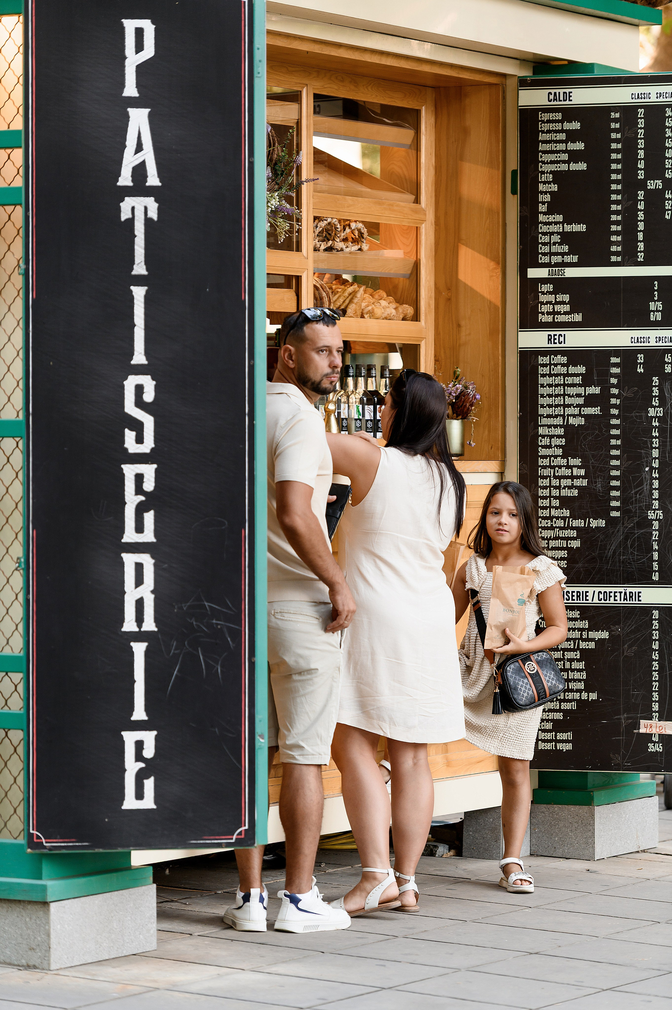 Family Chris & Ivan, Victoria. Wedding photographer from Moldova Alexey Chipchiu