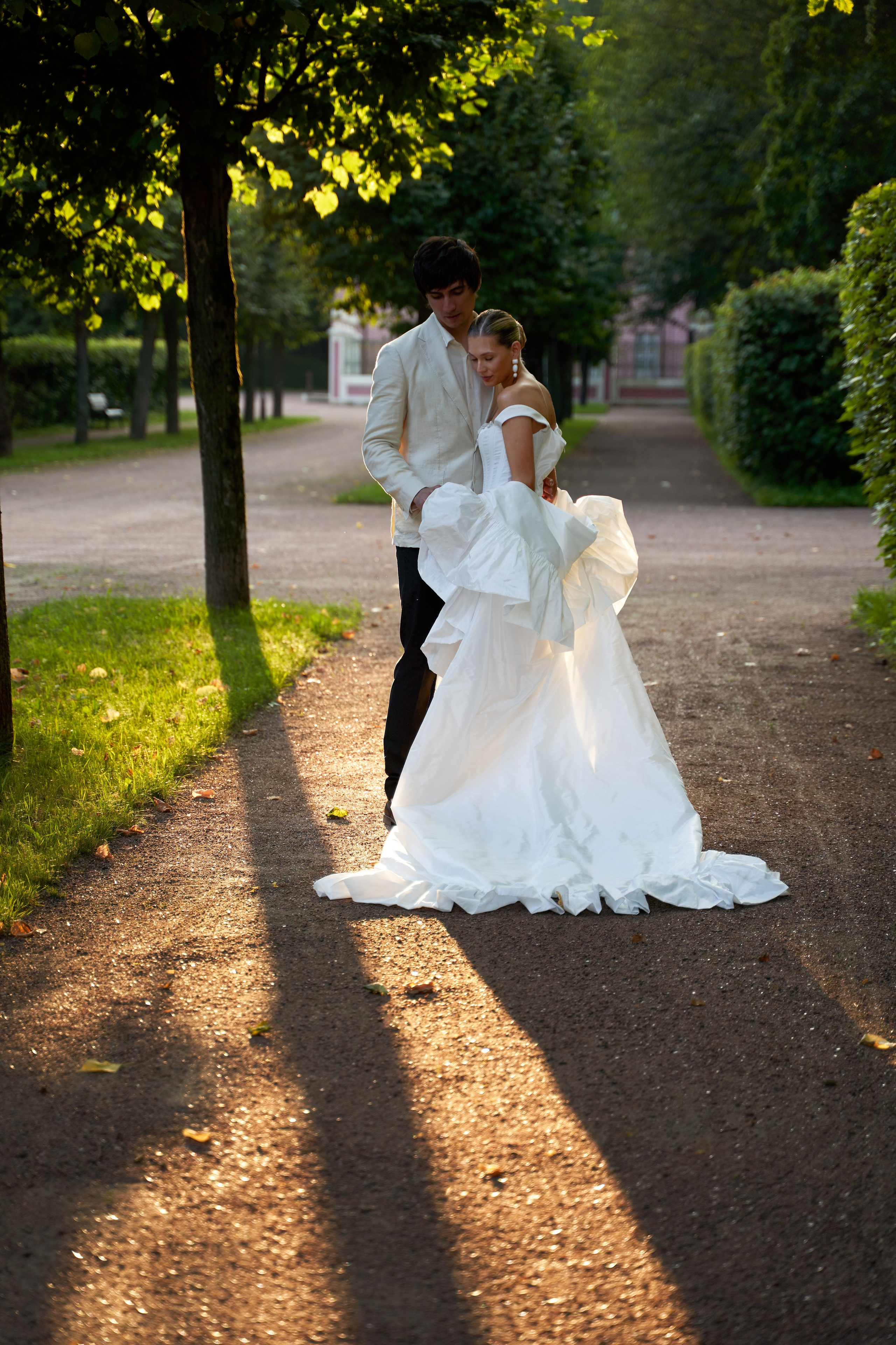 Christina & Mark. Elena Ruzgis — Editorial Wedding & Portrait Photographer
