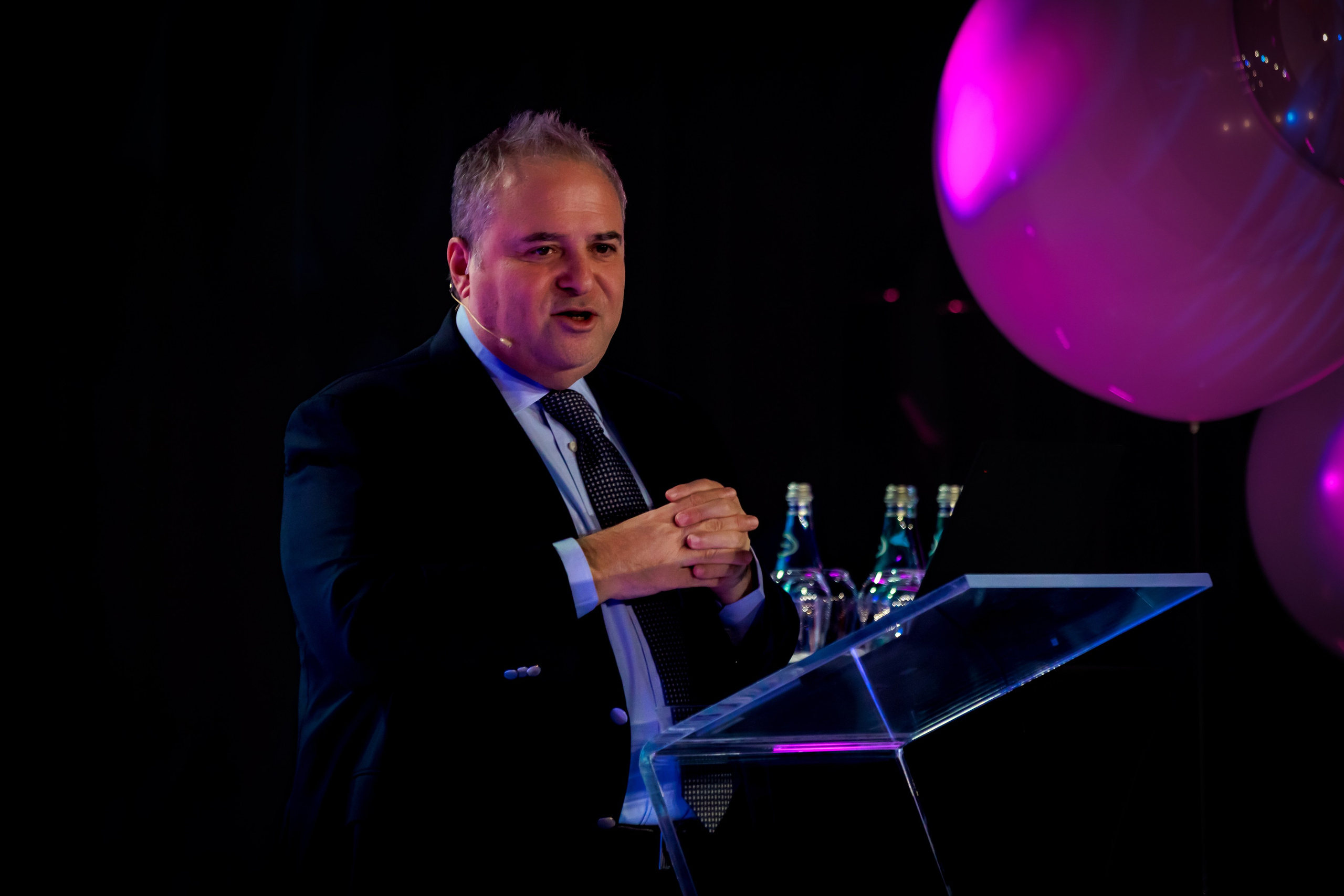 WYDARZENIA BIZNESOWE. Fotograf w Warszawie-Konstantin Golubev