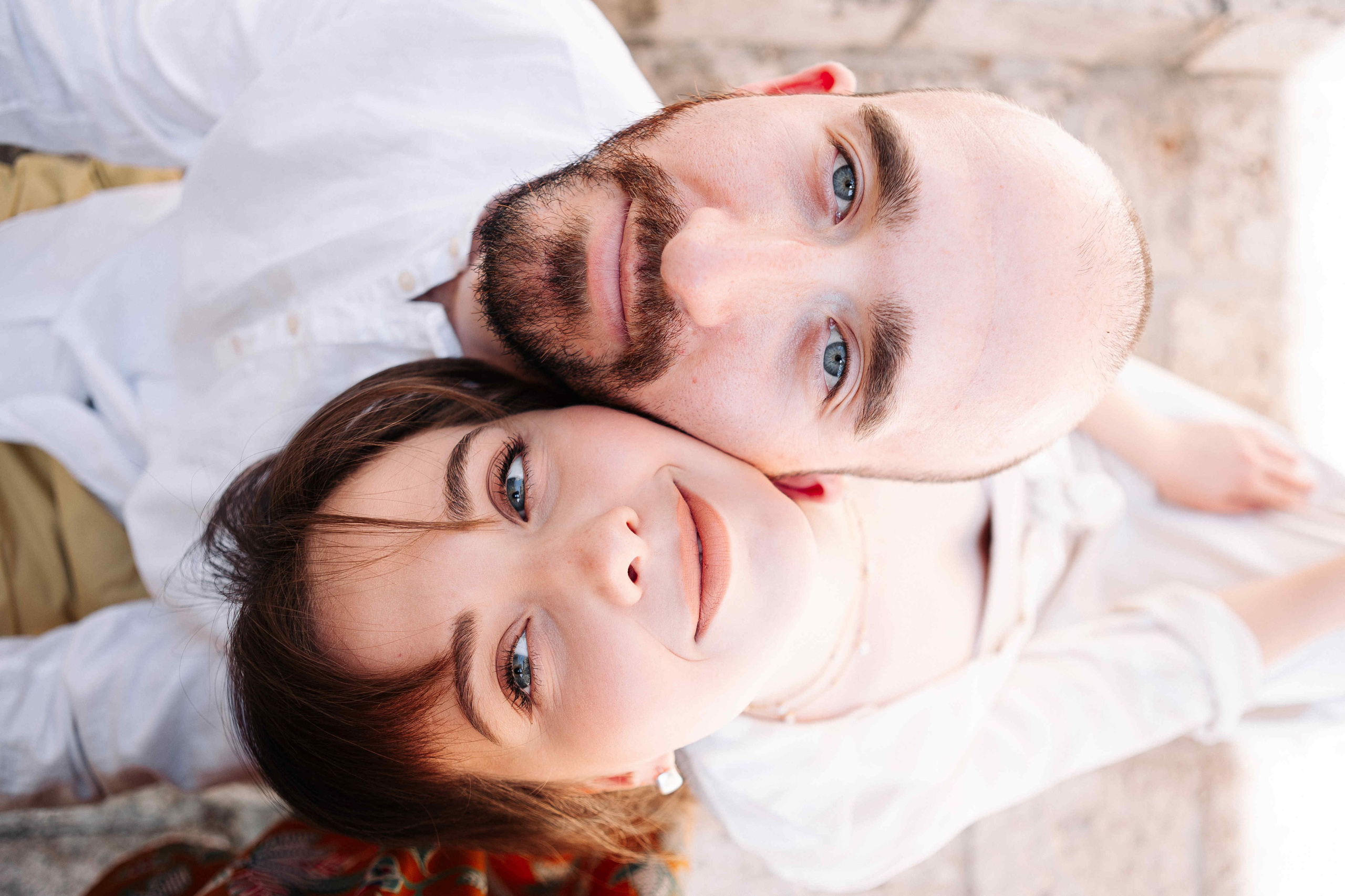 A MONTH AFTER THE WEDDING (morning). PHOTOGRAPHER IN ISRAEL