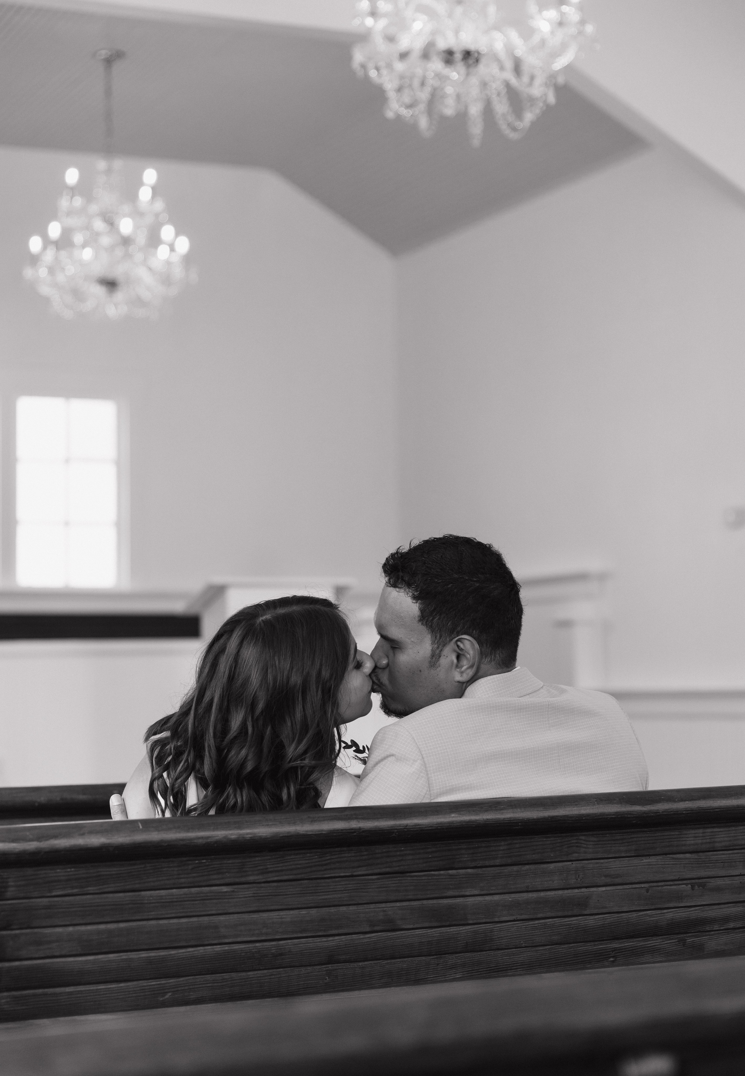 Micro wedding of Leslie and Garrick. Winter Park. Photographer Anastasia Nagibina
