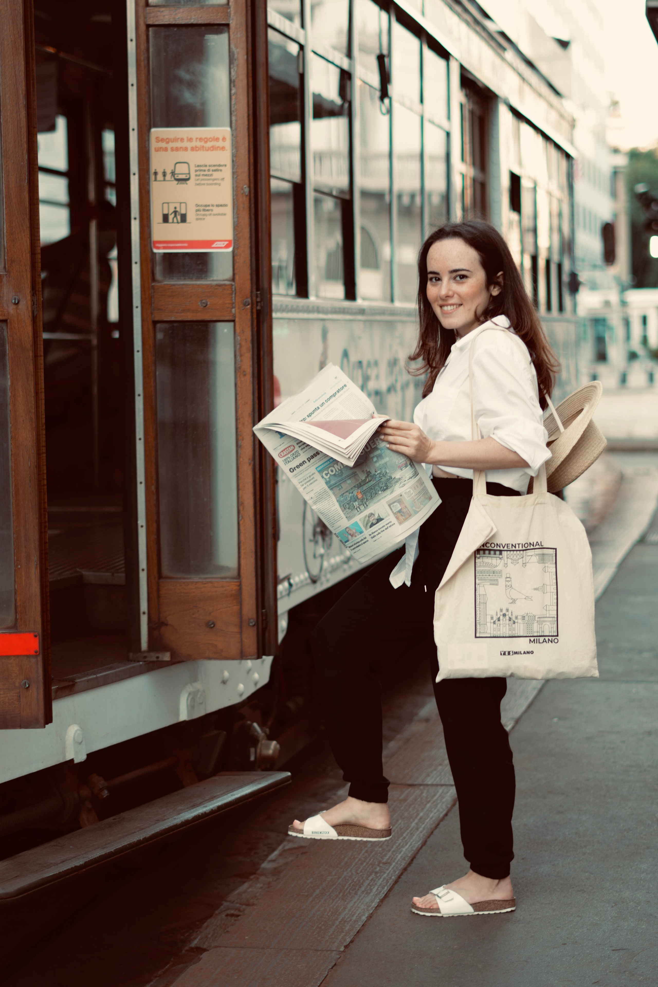 Milano all’alba. Albina Sokhova | Fotografa in Italia: Ritratti, Famiglie, Matrimoni e Branding