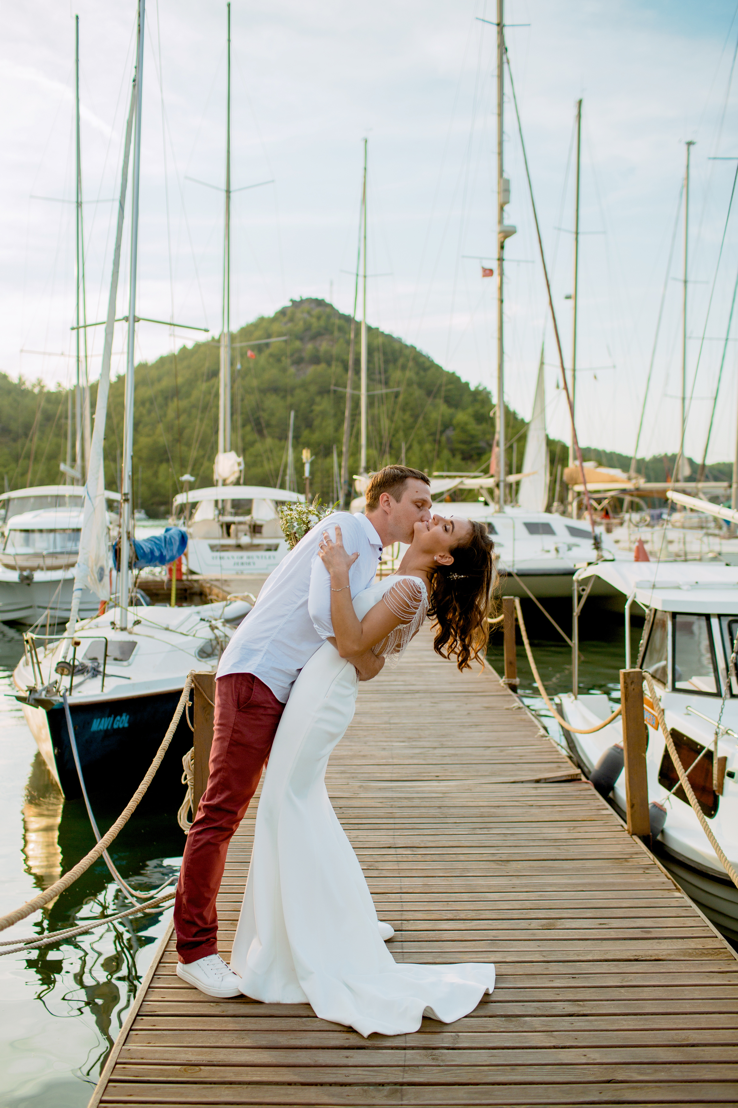 Выездная свадебная церемония в бухте. Фотограф в Каппадокии / Julia Ganch