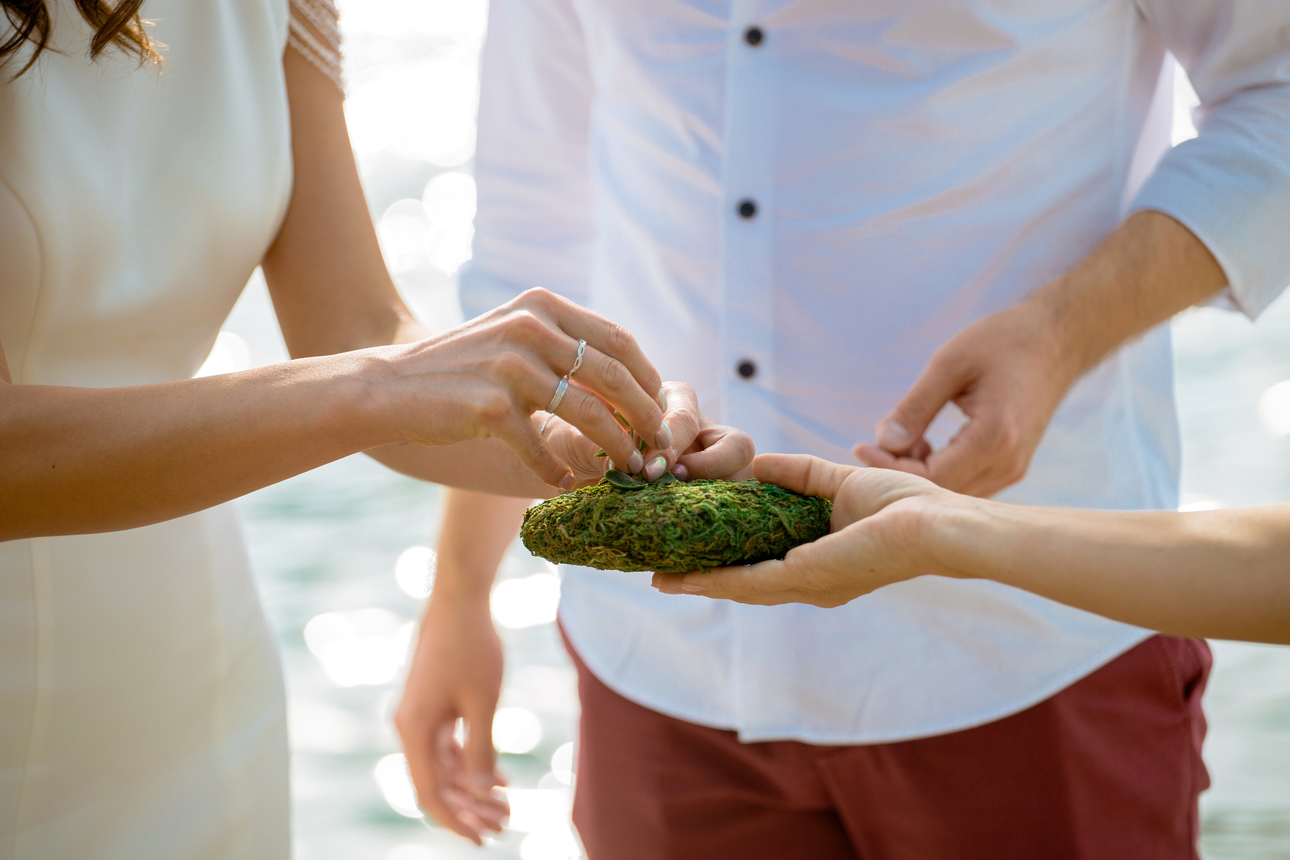 Выездная свадебная церемония в бухте. Фотограф в Каппадокии / Julia Ganch