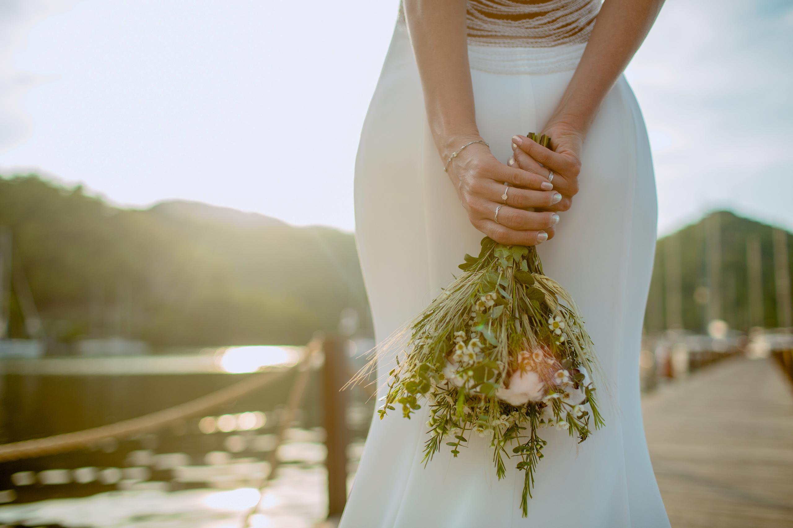 Выездная свадебная церемония в бухте. Фотограф в Каппадокии / Julia Ganch